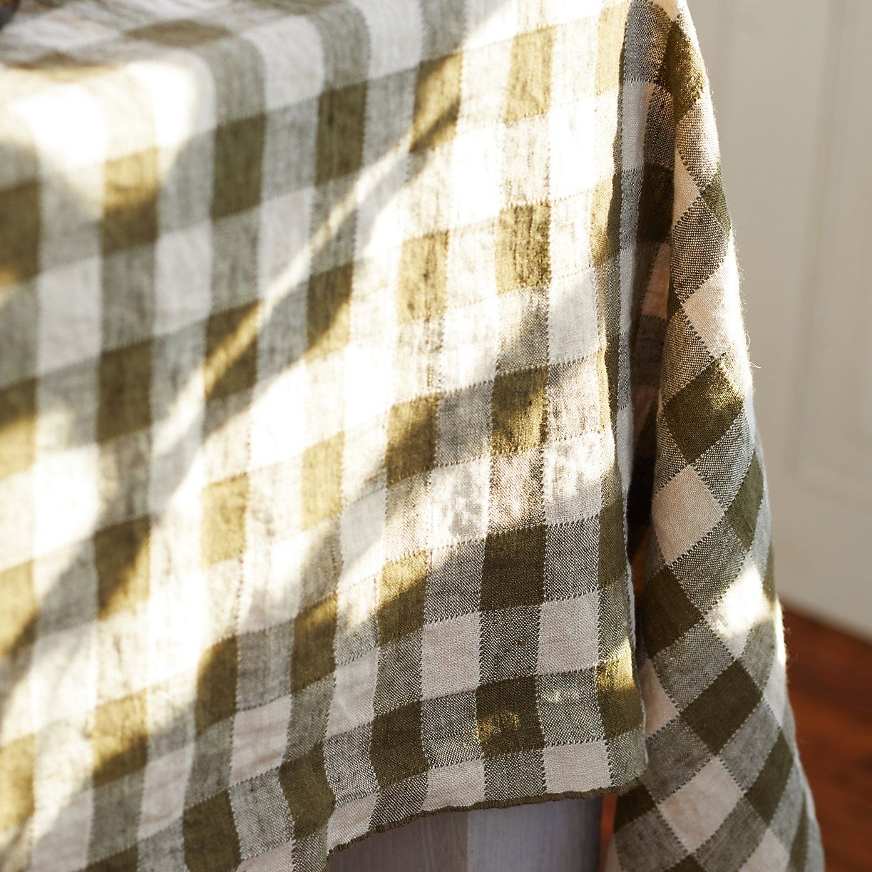 Plaid Tablecloth | Terrain