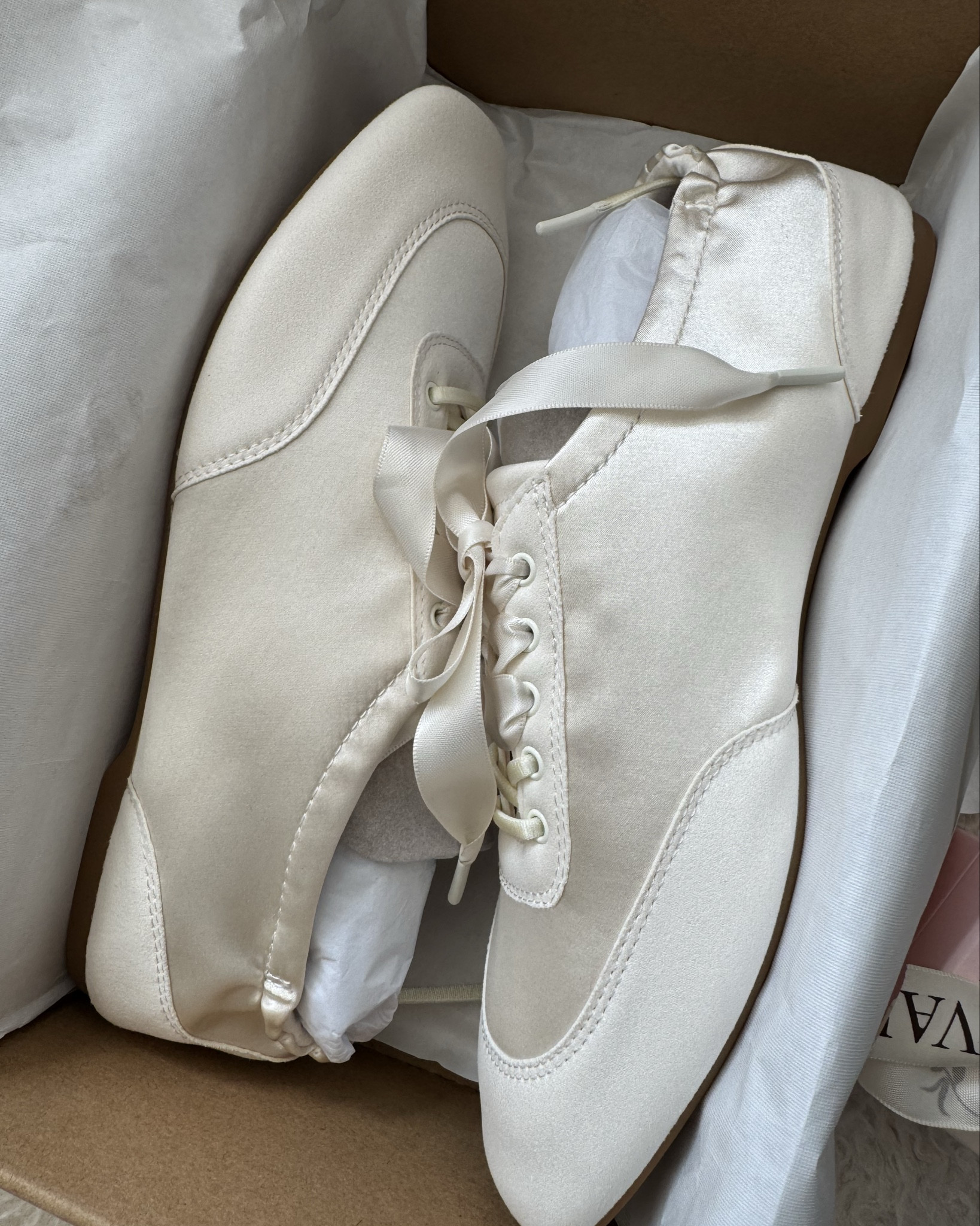 These shoes are a cross between a ballet flat and a sneaker and I wear them nearly every single day, all around the world. They’re beyond comfy, don’t give me blisters (rare for me), lightweight, easy to pack, and look cute with EVERYTHING. #springshoes #springoutfits #ootd

#LTKdayinmylife #LTKootd