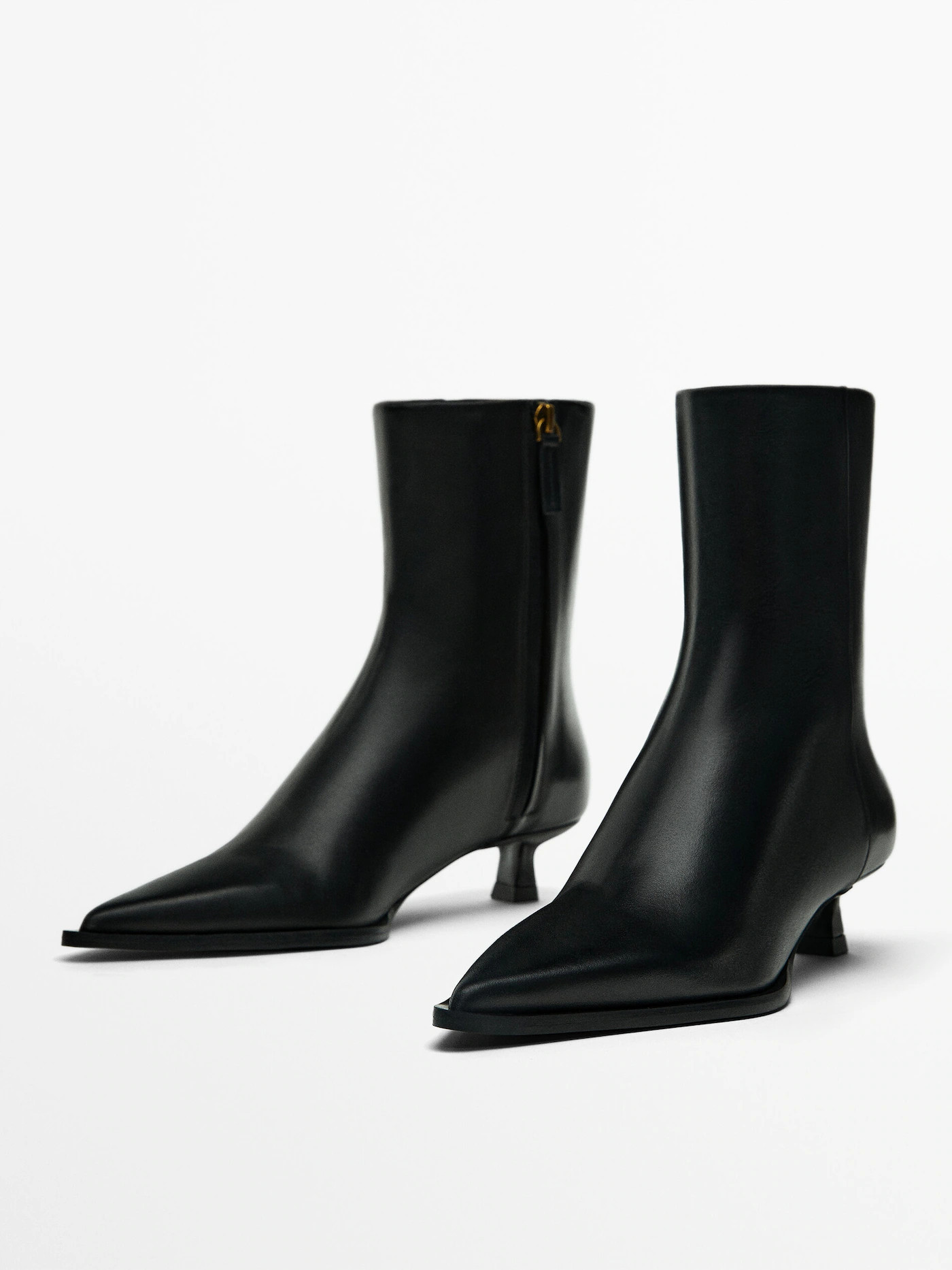 Heeled ankle boots with welt detail | Massimo Dutti US