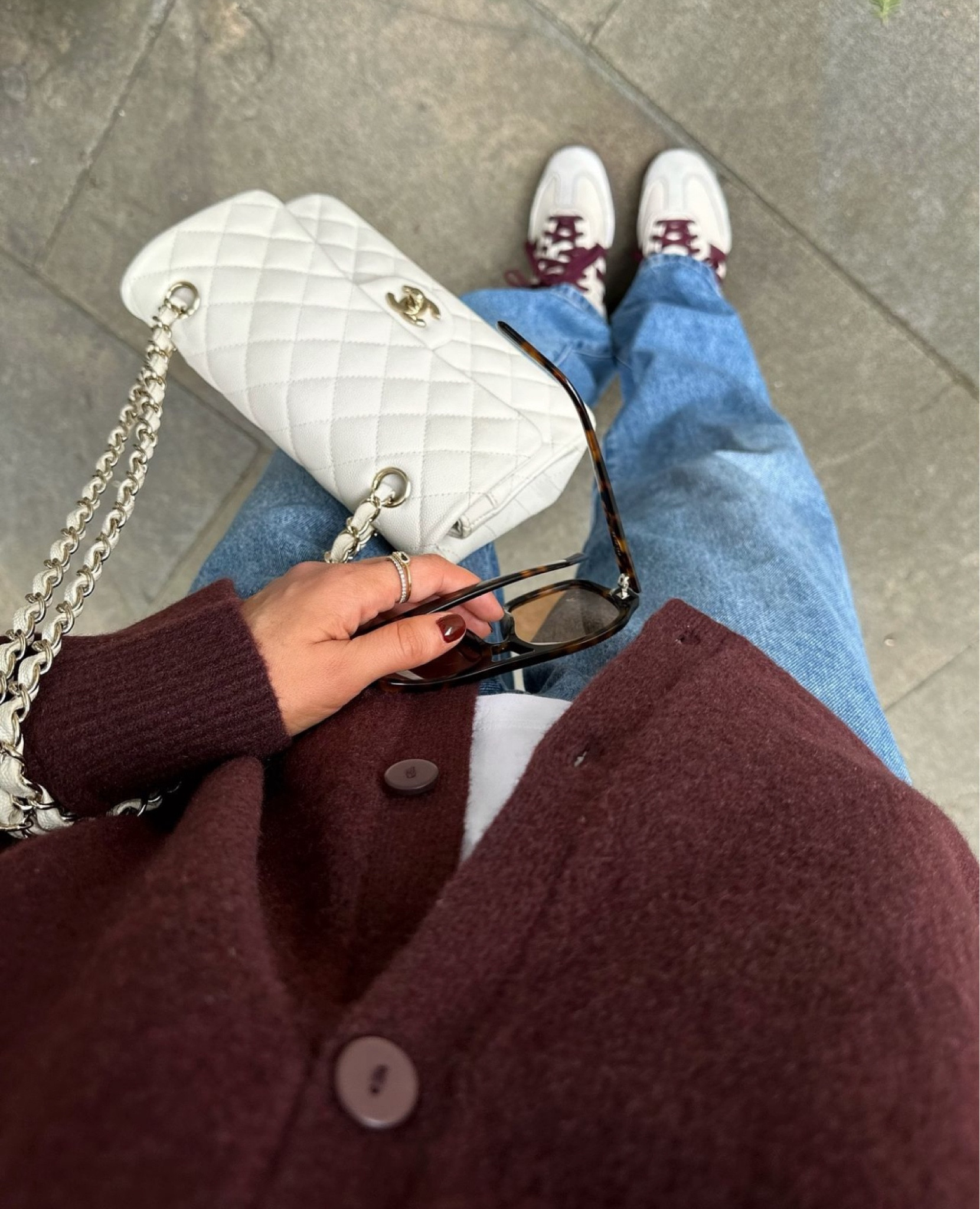 Cherry red burgundy this season, groundbreaking…but it’s a classic autumn palette 🍂 Gorgeous cardigan from New Look, styled with Levi blue jeans and adidas sambas 

#FashionMonth #LTKautumn