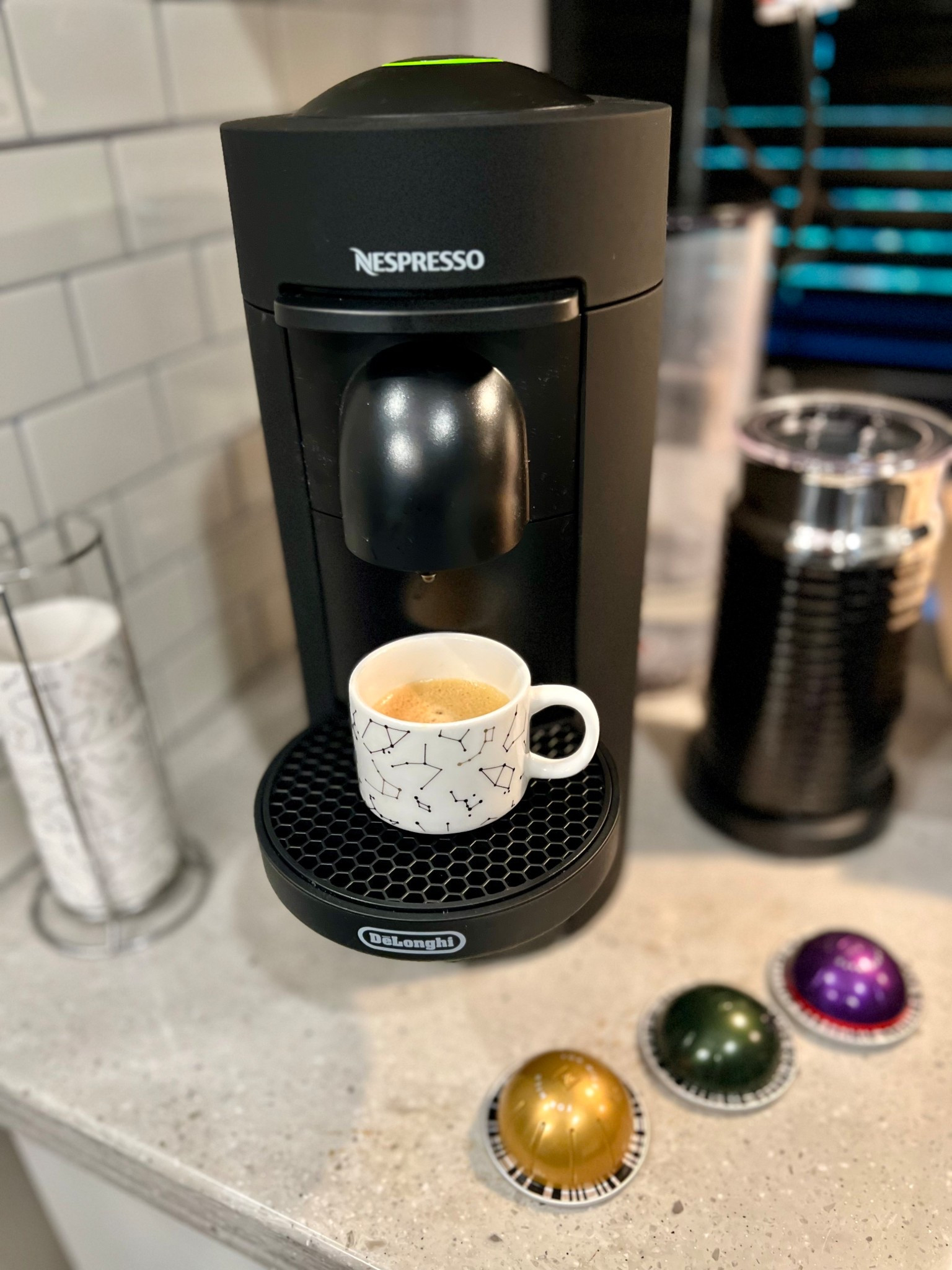 My exact Nespresso setup is on deal right now for $149.98 (reg. $199)!
You get the Vertuo Plus machine, frother (my favorite part of this!), starter pod set, AND a $20 voucher for more pods 🙌

New customers can use code HELLO30 at checkout for an extra $30 off — dropping the price to $119.98 🤯 

#loveqvc #qvcinfluencer 




#LTKHome #LTKFamily #LTKSaleAlert