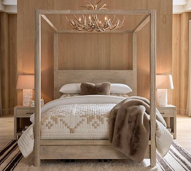 Shimmer Snowflake Quilt | Pottery Barn (US)