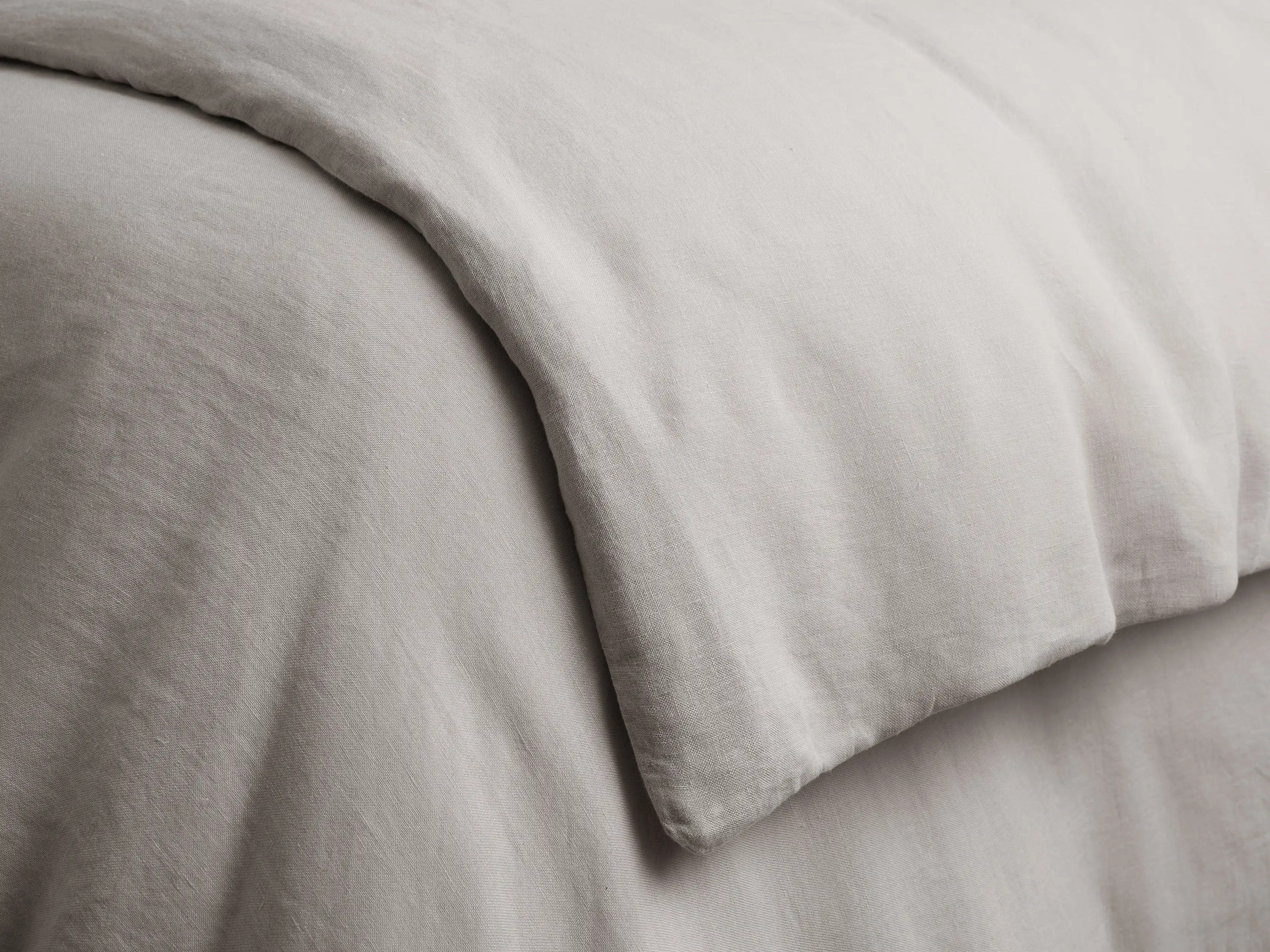 Italian Garment-Dyed Linen Duvet , King | Arhaus | Arhaus