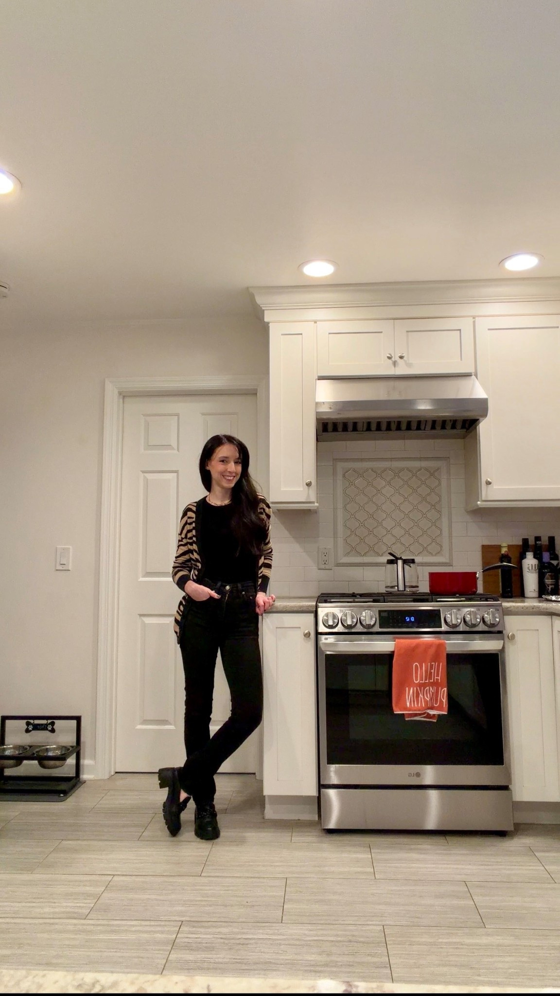 Black tee size XS
Black jeans size 24
Tiger cardigan size XS
Black loafers size 6.5

#LTKFindsUnder100 #LTKStyleTip #LTKSeasonal