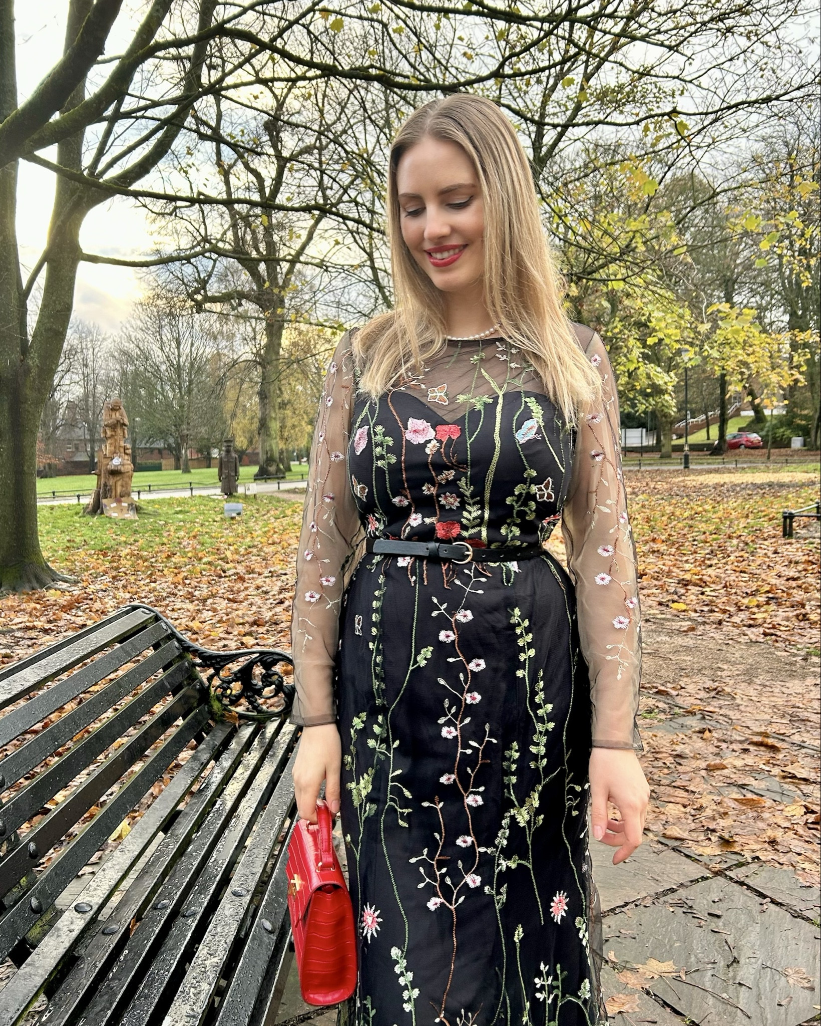 A pop of red on a rainy Autumn day 🥀♥️

Lovely evening dress by @jjshouseofficial @jjshouse.uk AD Discount code loretta2710 for 10% off ✨

Wearing the Sheath/Column Illusion Boat Neck Floor-Length Floral Lace Evening Dress (271470) 

#jjshouse #eveningdress #gown #eveninggown #occasiondress #fashionblogger #fashionstyle #styleinspiration #outfitinspiration #fashion #style #autumn #autumnfashion #autumnstyle #autumnvibes #vintage #vintagefashion #vintagestyle #vintageaesthetic #vintageoutfit #parisian #parisianstyle #retro #retrofashion #nature #自然 #时尚

#LTKstyletip #LTKwinter #LTKdresses