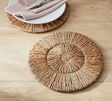 Malibu Handwoven Seagrass Placemat | Pottery Barn (US)