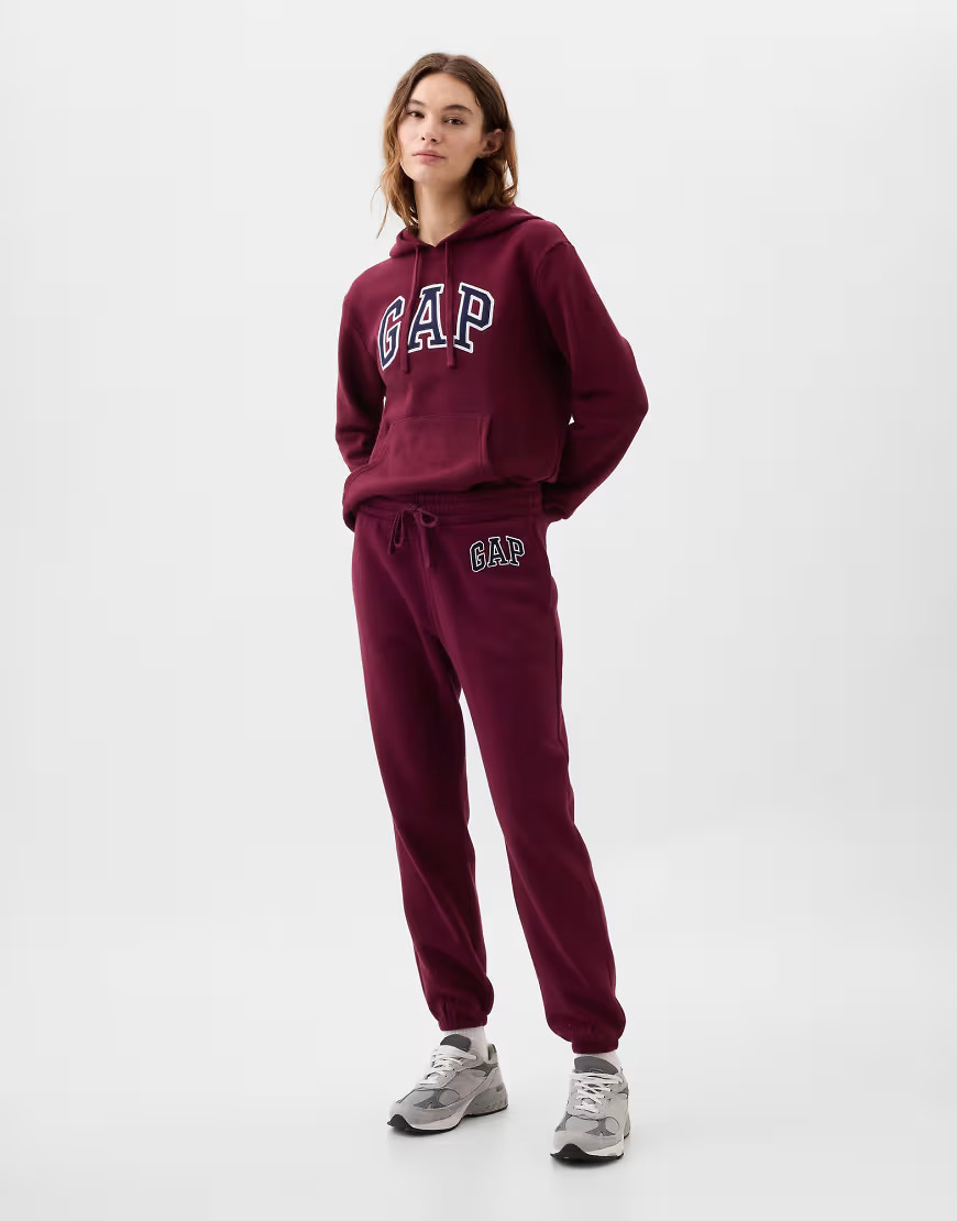 GAP everyday logo hoodie in burgundy-Red | ASOS (Global)