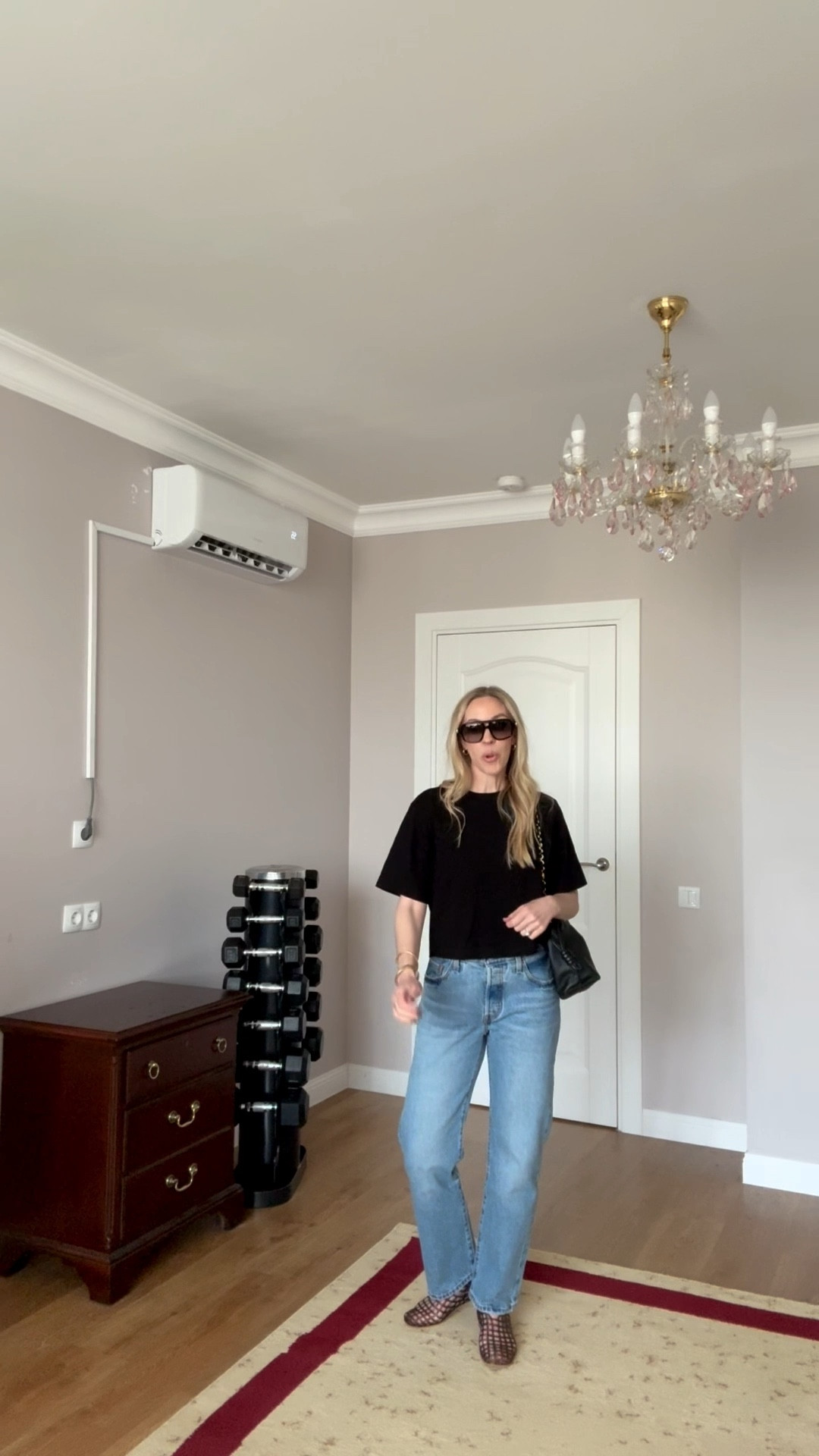 Tee and jeans outfit, black cropped tee, @levi baggy 90’s jeans, jelly shoes, Gucci aviator sunglasses, Loewe Flamenco handbag

#LTKSeasonal #LTKOver40 #LTKgrwm