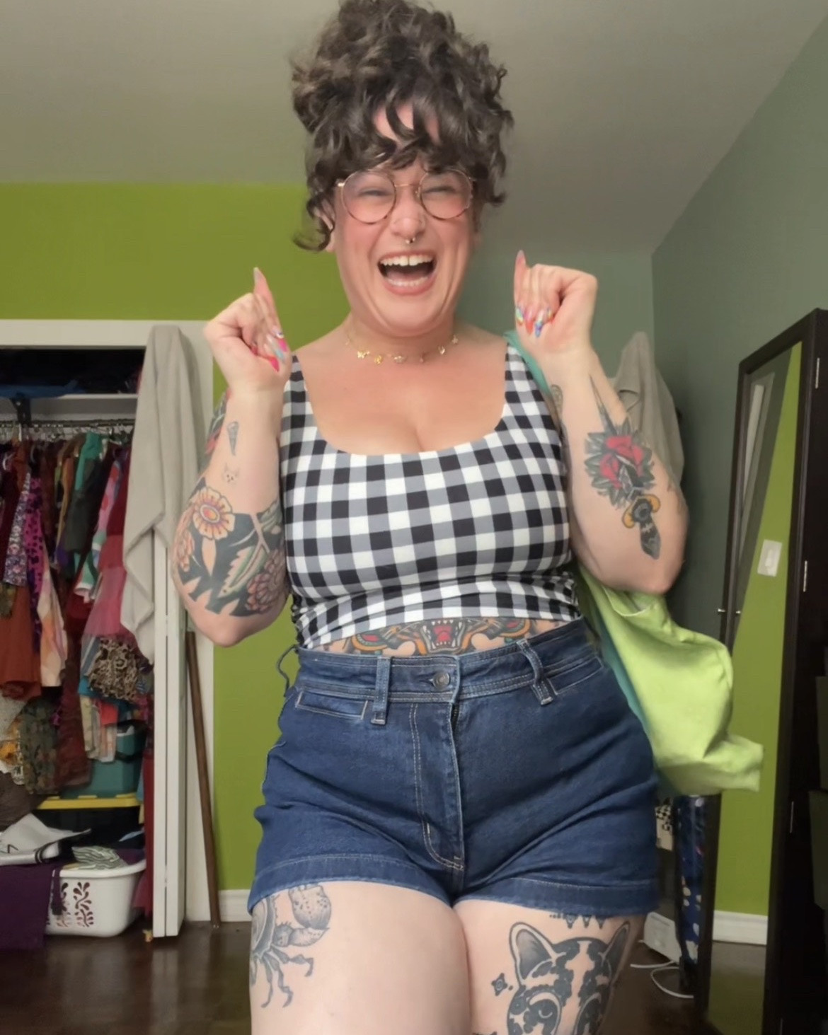 if you have large thighs “A-line shorts” are exactly what your looking for in short shorts!!! they have a wider opening on the high which makes them soo much comfier. the ones i’m wearing are AE, but they still don’t have the exact pocket style so i linked a similar one from the same brand

#LTKcanada #LTKjeans #LTKmidsize