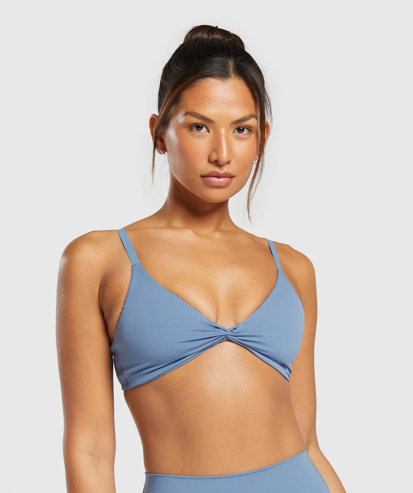 Gymshark Elevate Twist Front Bralette - Faded Blue | Gymshark US