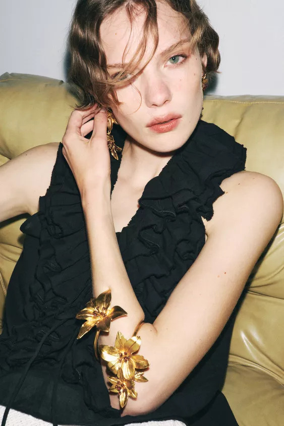 DOPPELTER BLUMENARMREIF | Zara DE