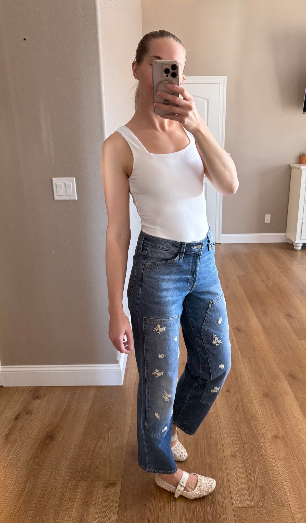 These jeans are so cute for spring! 
Wearing a size 4 regular and length is good for 5’9”. Glad I didn’t opt for the tall sizing for this fit. 
#OldNavyCreator 

#LTKSeasonal #LTKSaleAlert