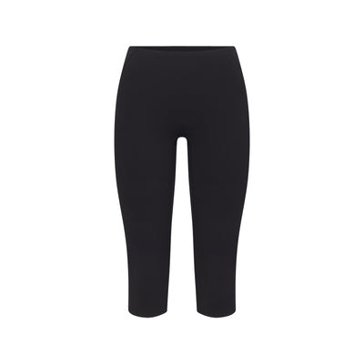SKIMS 17" Capri Legging | Black | 2XS | NikeSKIMS Studio Stretch | SKIMS (US)