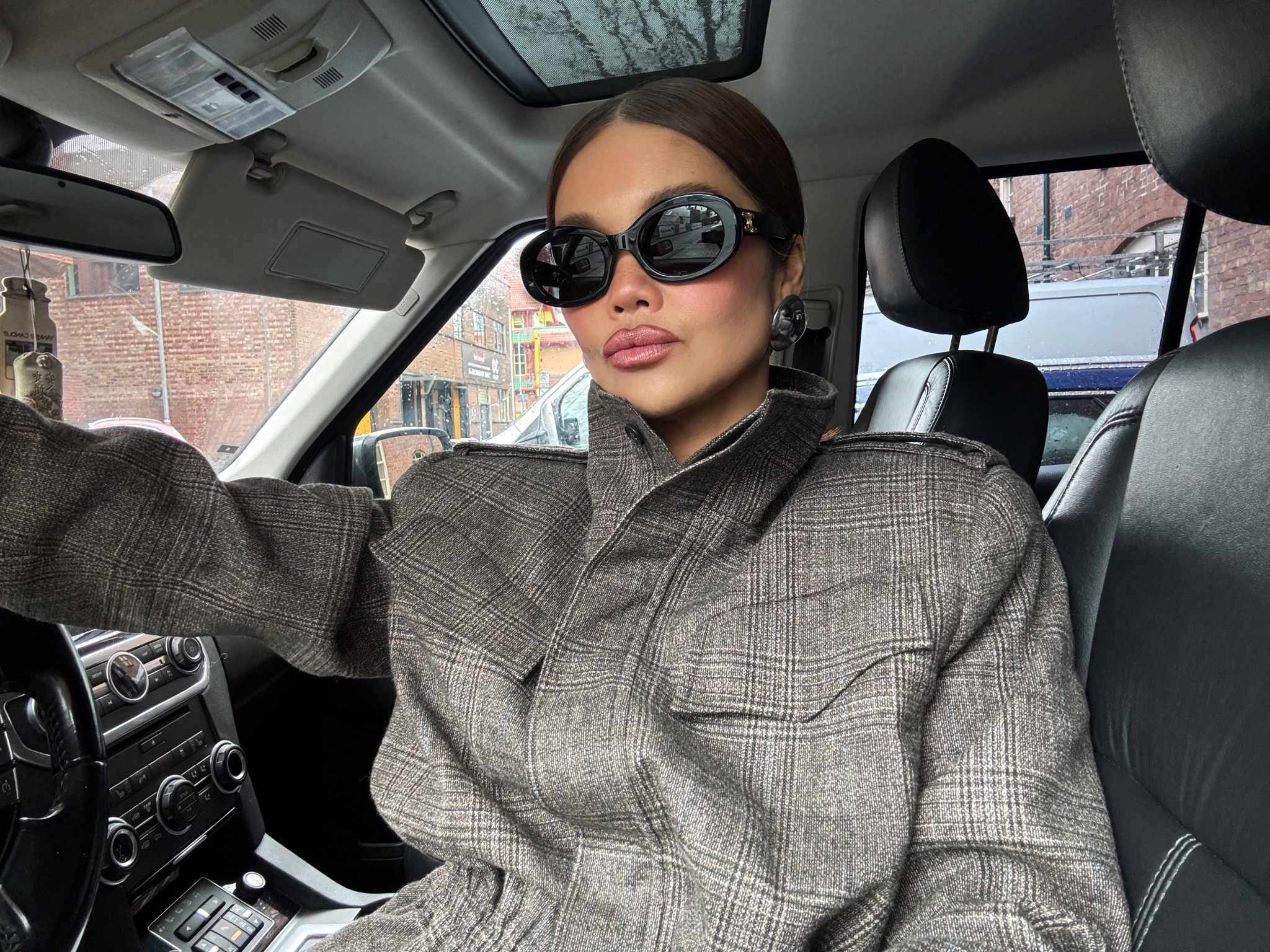 My most used beauty essentials with these timeless sunglasses 

#LTKselfcare #LTKSeasonal #LTKBeauty