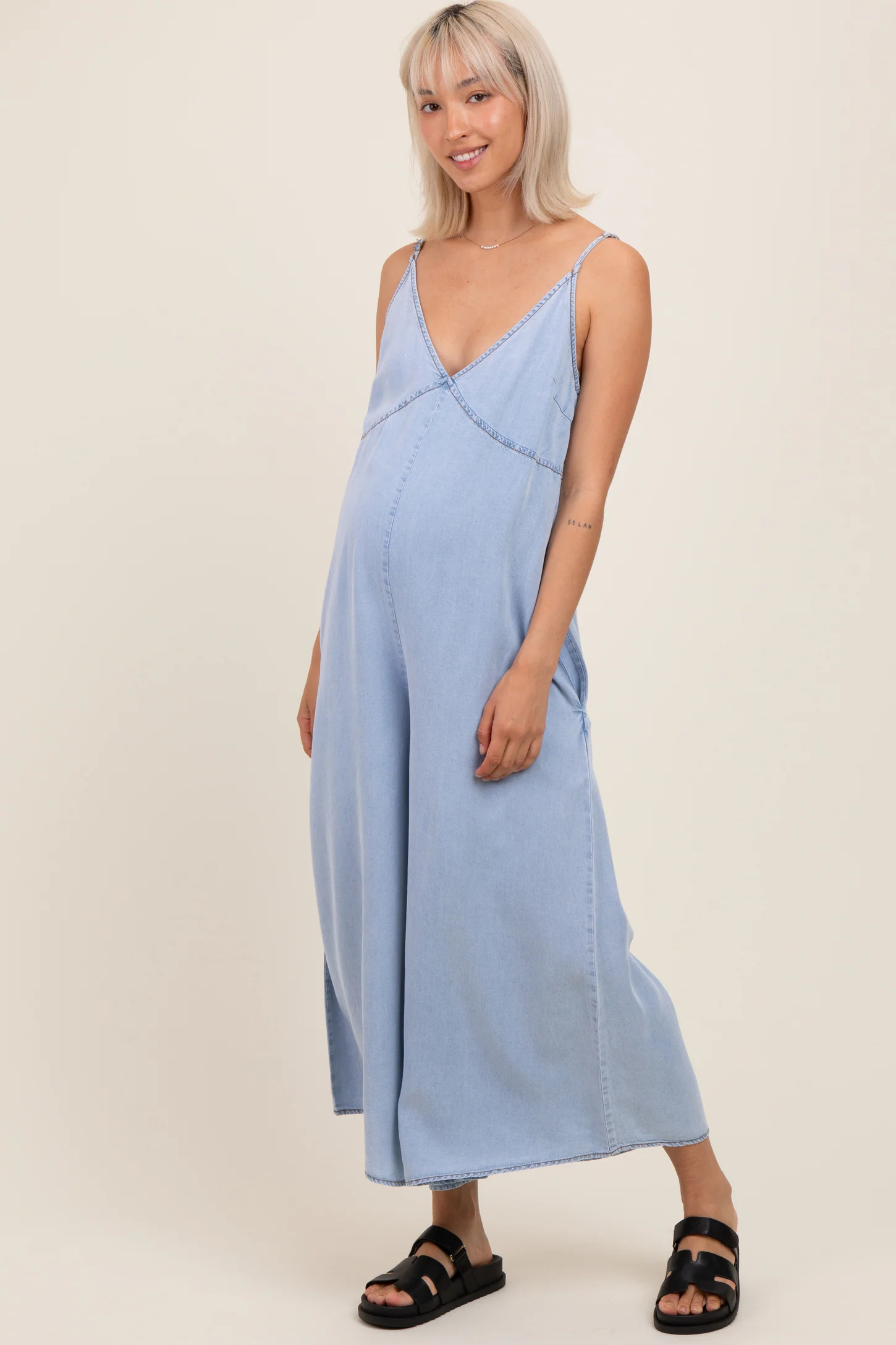 Light Blue Chambray V-Neck Sleeveless Wide Leg Maternity Jumpsuit | PinkBlush Maternity
