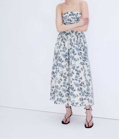 Blue and white floral strapless midi dress 

#LTKSeasonal #LTKfindsunder100 #LTKstyletip