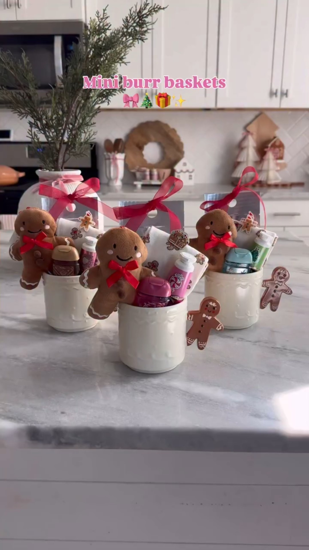 Comment “CUP” and I'll send you a 🔗💕

Made a fun gingerbread version of the mini burr baskets 😍