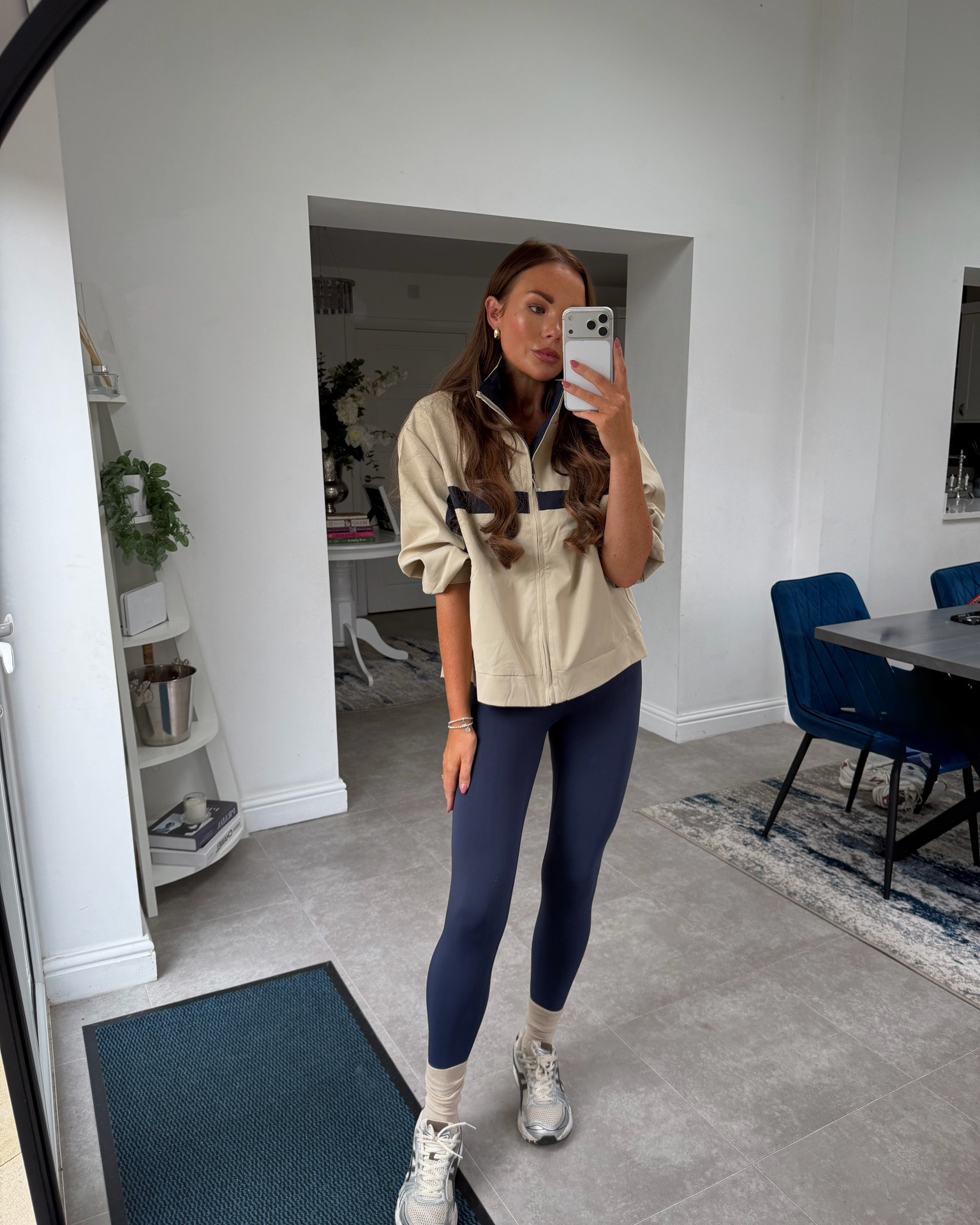 All the school run looks as pics!!! Thanks for all the love!! 🤎 #schoolrunoutfits #autumnoutfits #windbreaker #lightweightjackets

#LTKuk #LTKautumn #LTKeurope