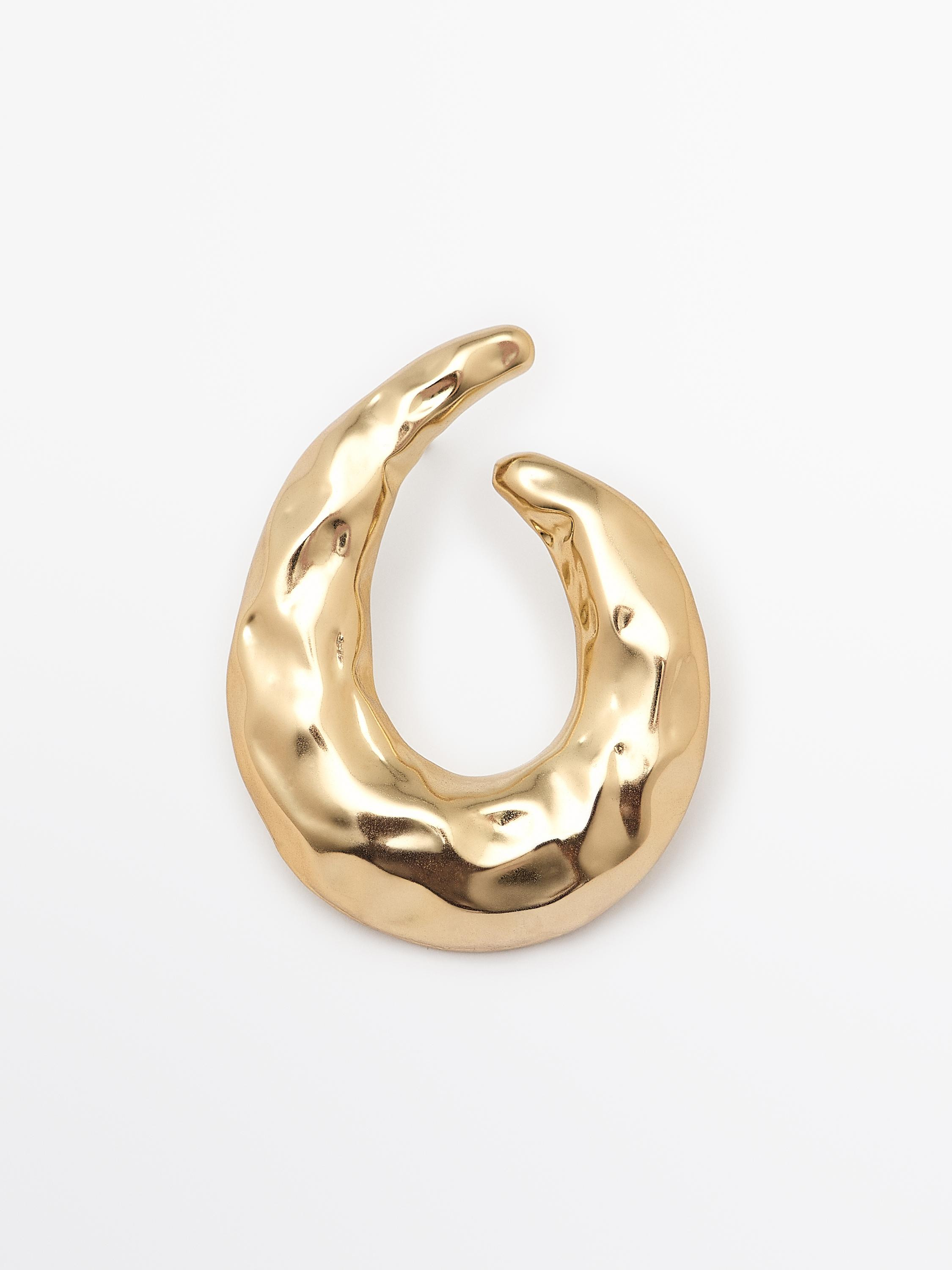 Textured hoop earrings | Massimo Dutti US