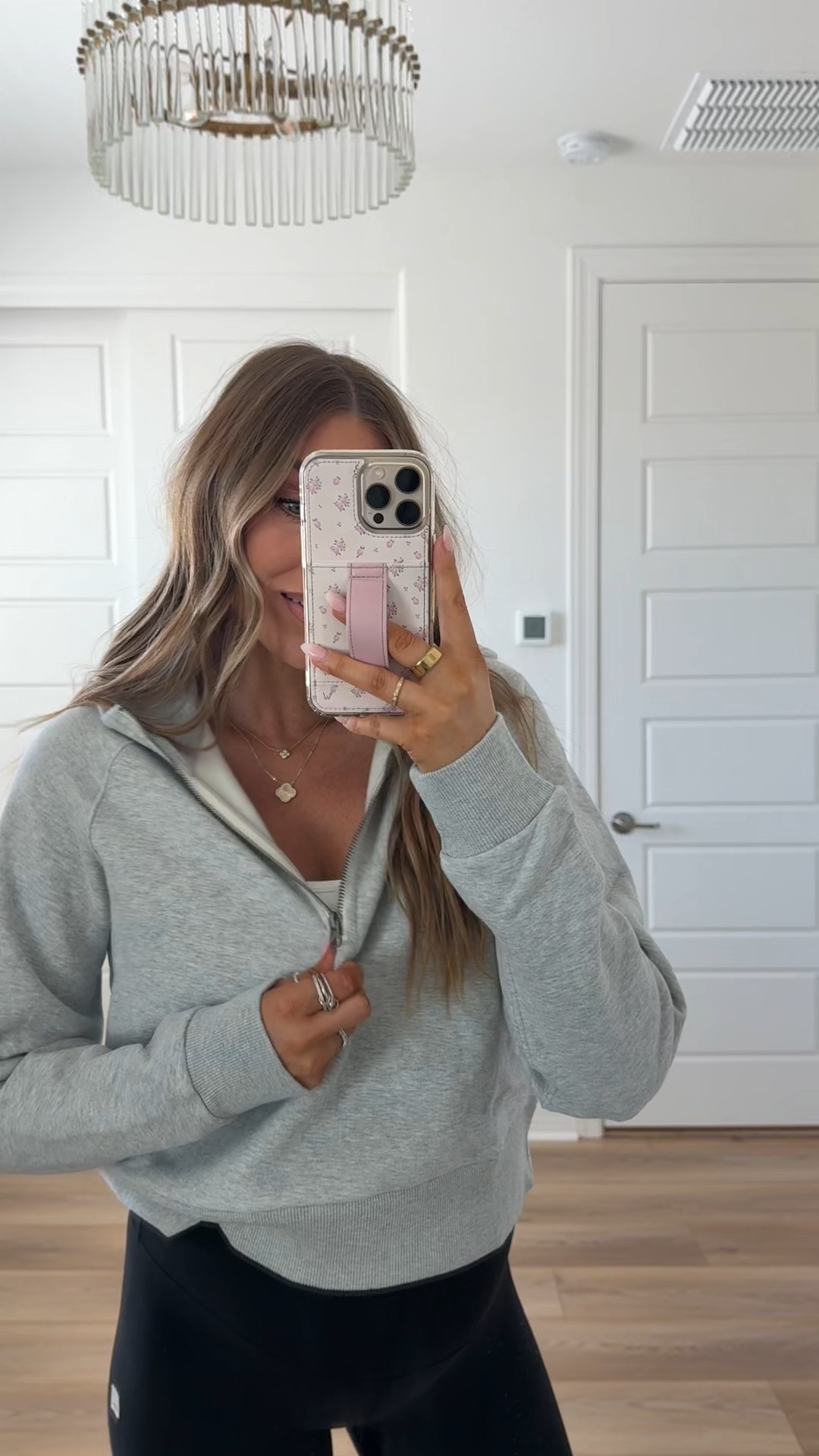 @vuoriclothing new arrivals! I sized up to mediums in both! #vuoripartner