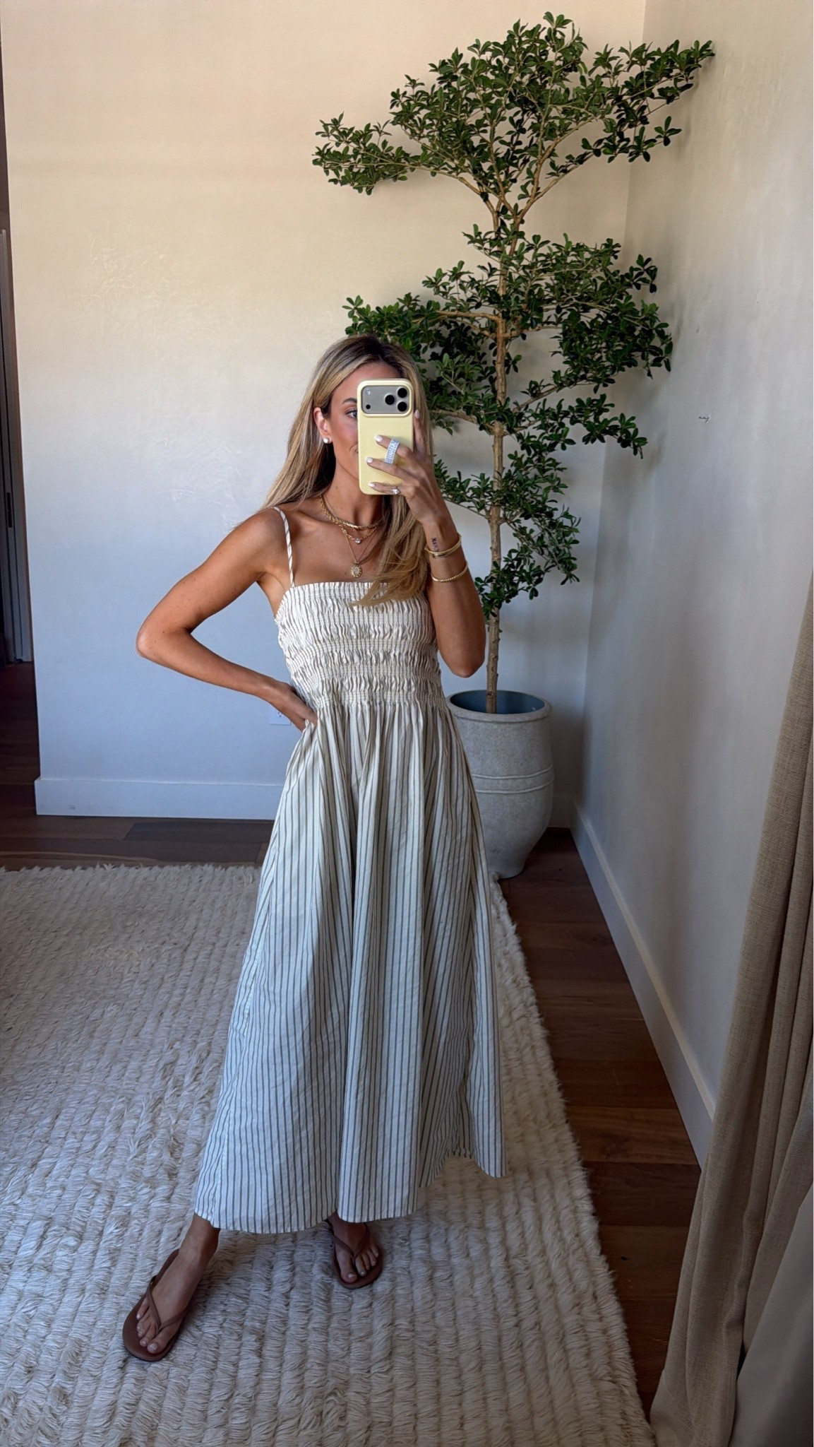 Today’s dress is on major sale! I’m wearing an XS. I know the color looks lighter online but it’s the same (sage!)