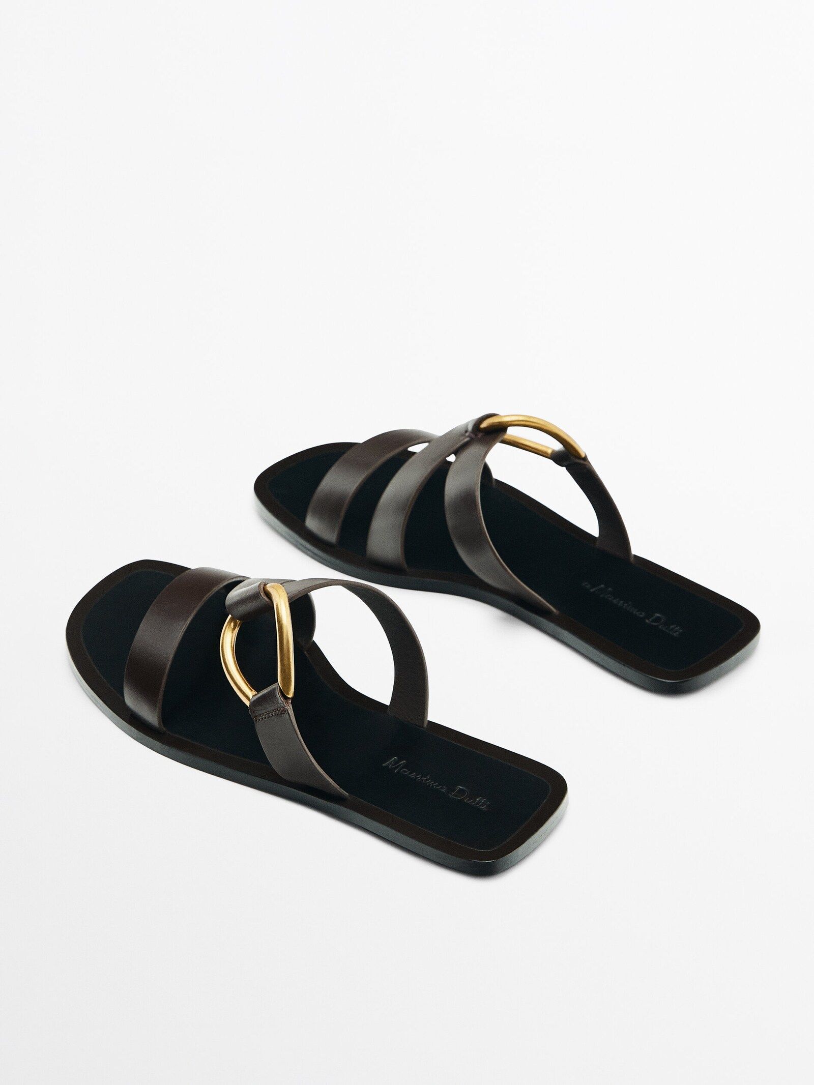 Flat slider sandals with metal ring detail | Massimo Dutti UK