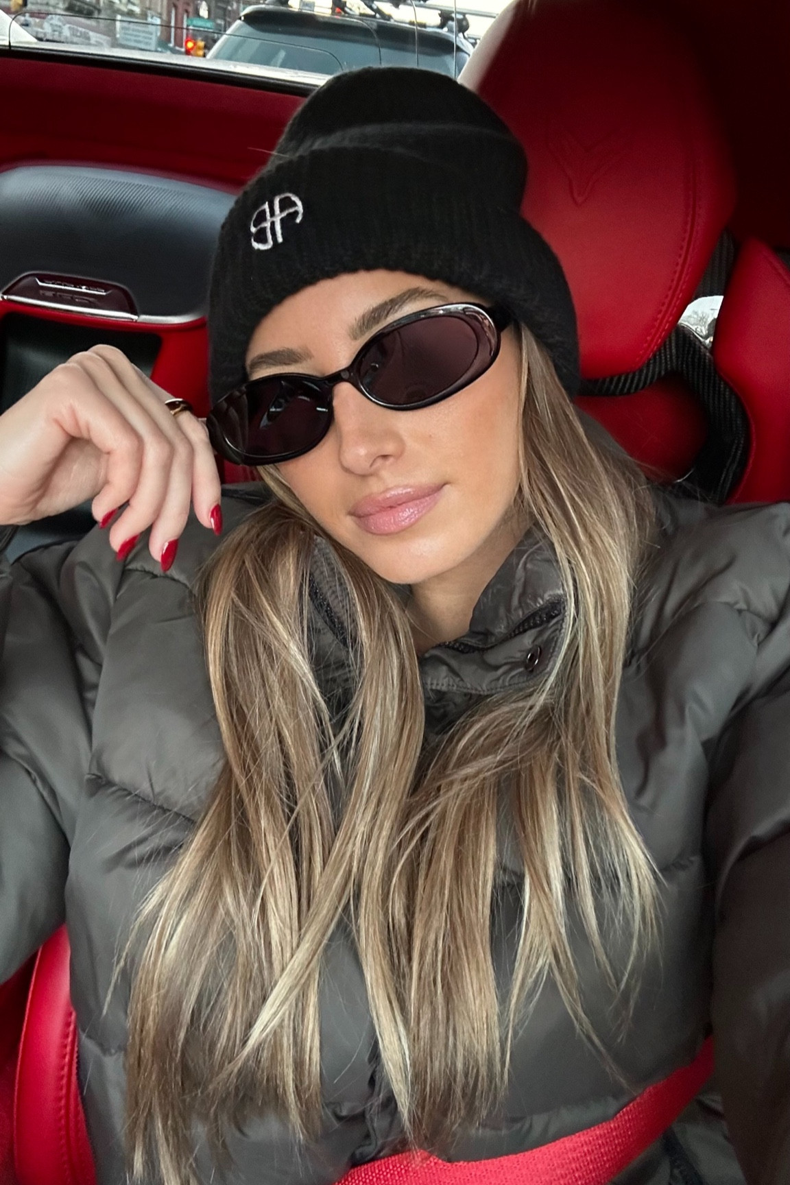 Beanie weather 🌧️ #aninebing #alo