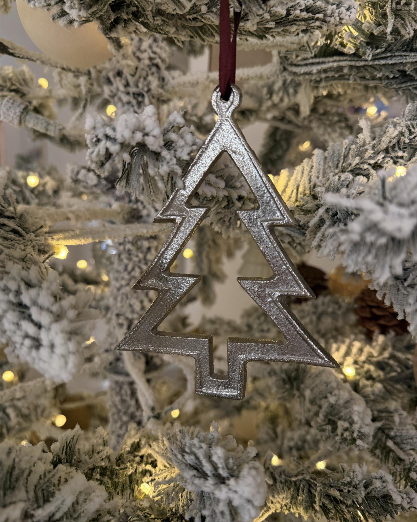 ✨ More NEW $2 Viral Ornament Finds! ✨
Linked my latest + what’s still online now! 🎄
These are selling out so fast — if it says sold out, try in-store pickup! That’s how I scored most of mine! 🤍

#LTKSeasonal #LTKHoliday #LTKHome