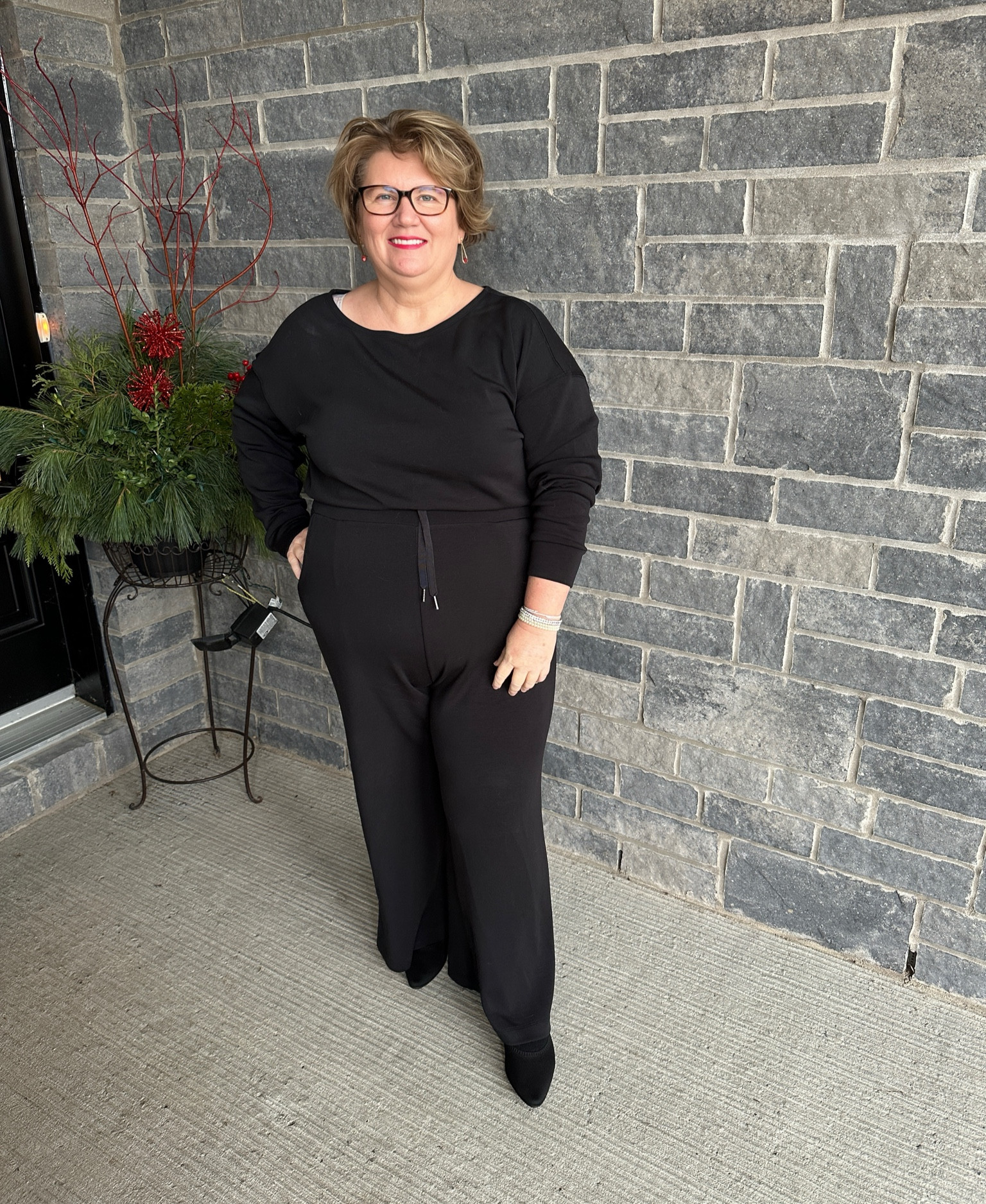 I love this jumpsuit by Spanx, I have been living in it! This is a petite size 1X in black. I’m 5’4” for reference.
#jumpsuit #over50fashion #petitefashion #plussize #ltkover50 #spanx 



#LTKmidsize #LTKover40 #LTKplussize