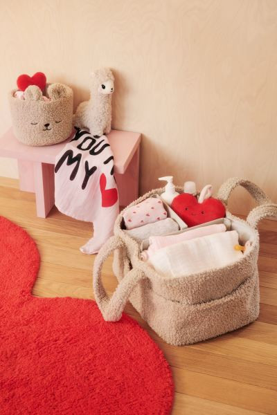 Teddy Fleece Changing Bag | H&M (US + CA)