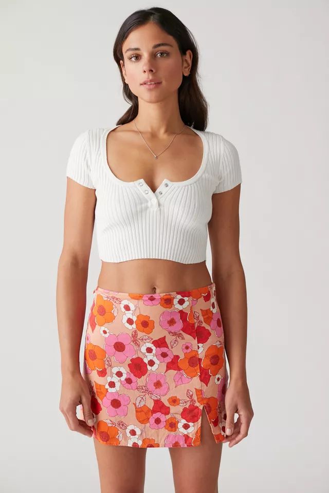 UO Rosie Notched Pelmet Mini Skirt | Urban Outfitters (US and RoW)