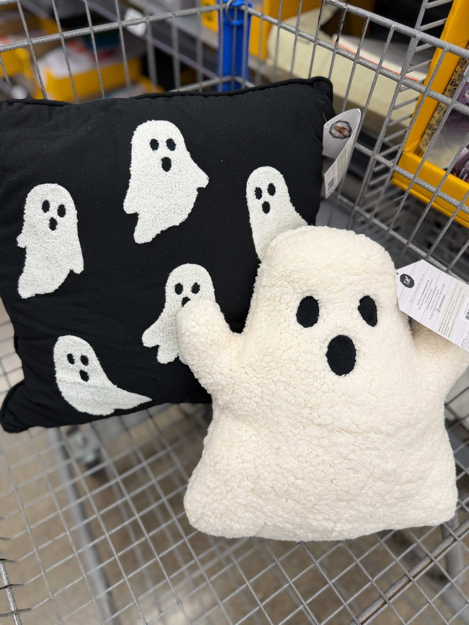 Halloween throw pillows from Walmart!

#LTKSeasonal #LTKHome
