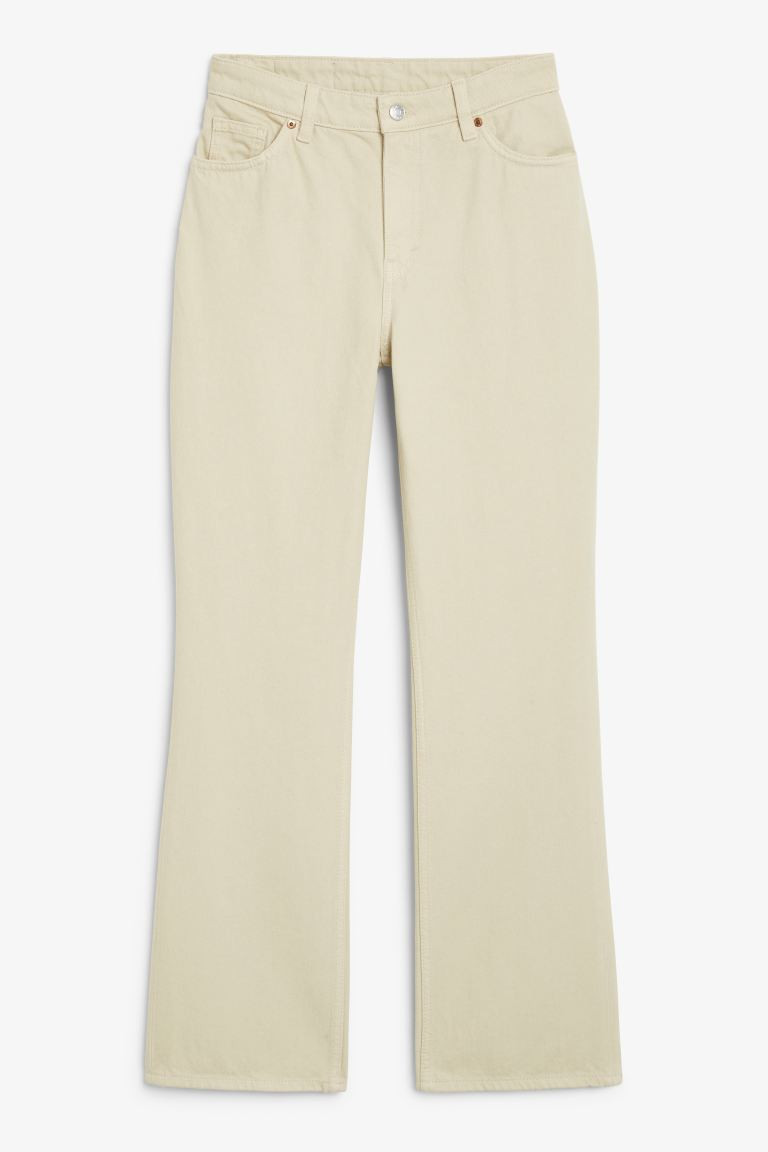Nea Jeans mit hohem Bund | H&M (DE, AT, CH, NL, FI)