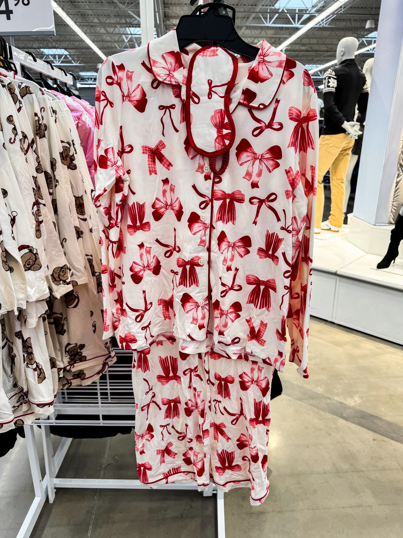 The cutest little bow pajamas for girls. This whole set is so adorable and even comes with a sleeping mask.

#LTKHoliday #LTKKids