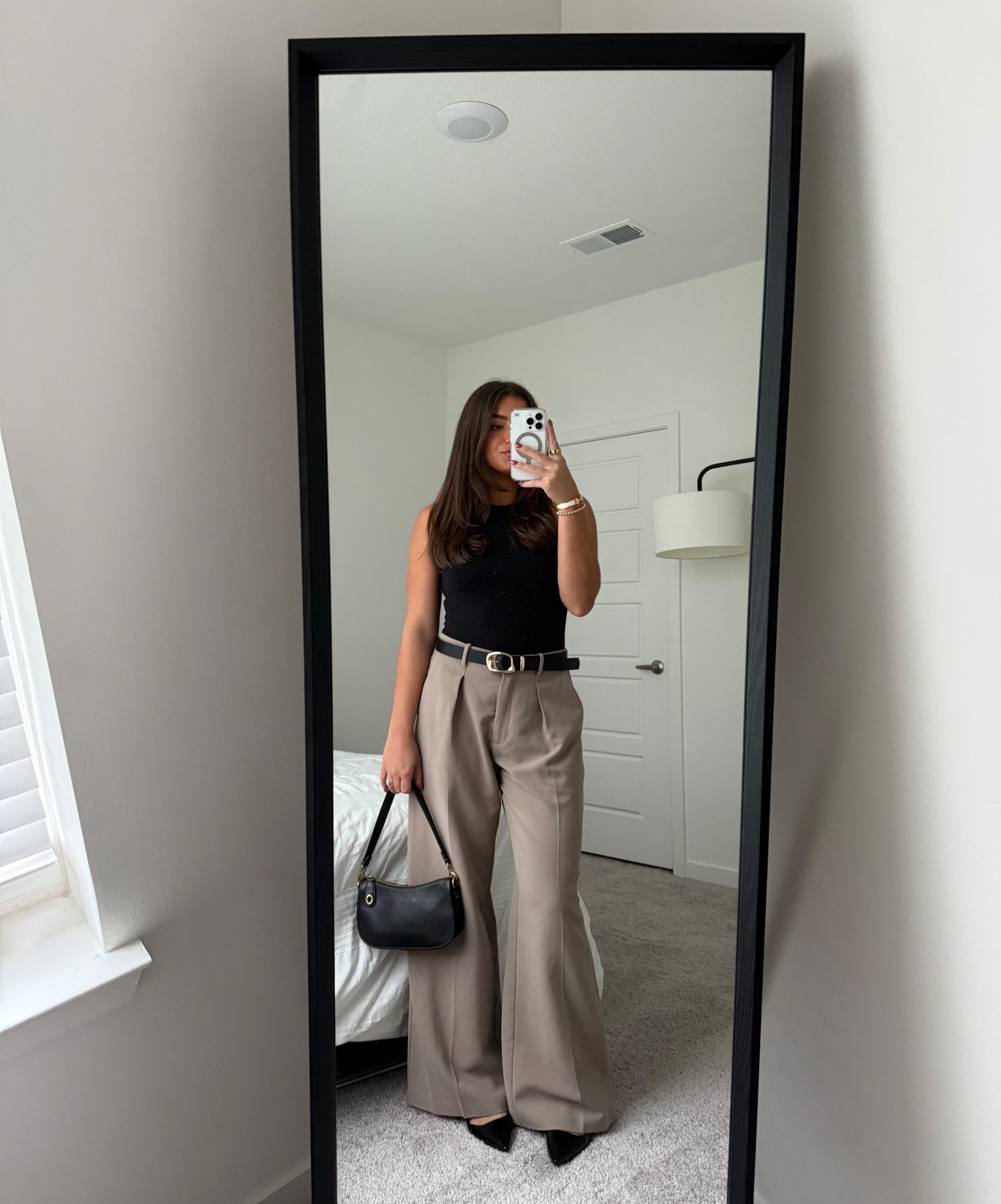 Fall date night outfit, love these pants because they can be dressed up or down!! Pants I’m wearing are from Abercrombie, but they no longer sell this color- linking similar brands with the same color

#LTKWorkwear #LTKSeasonal #LTKStyleTip