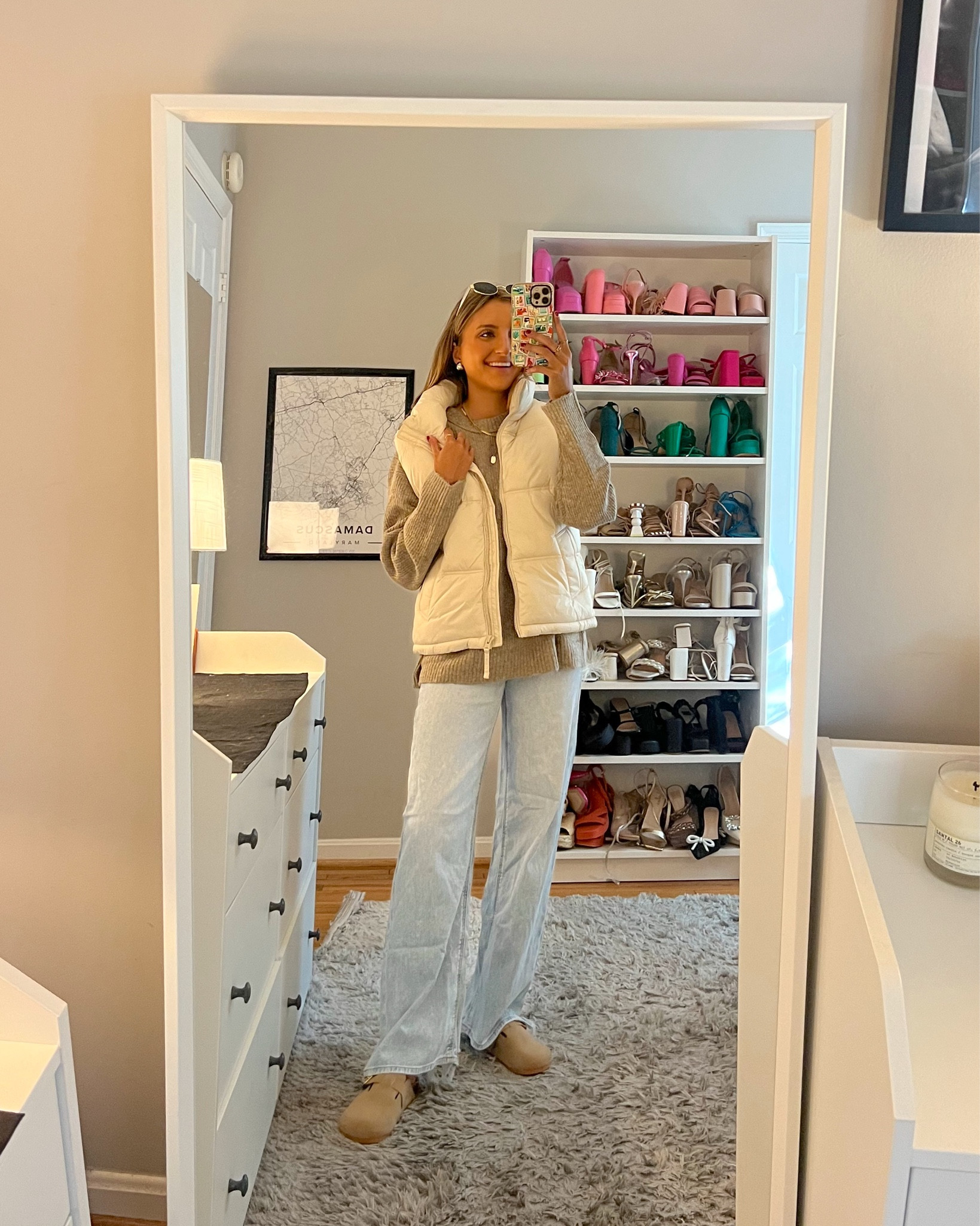 easy everyday fall outfit idea from American eagle! 🍁🧡

wearing a size small sweater, size small puffer vest, size 000r straight leg jeans 