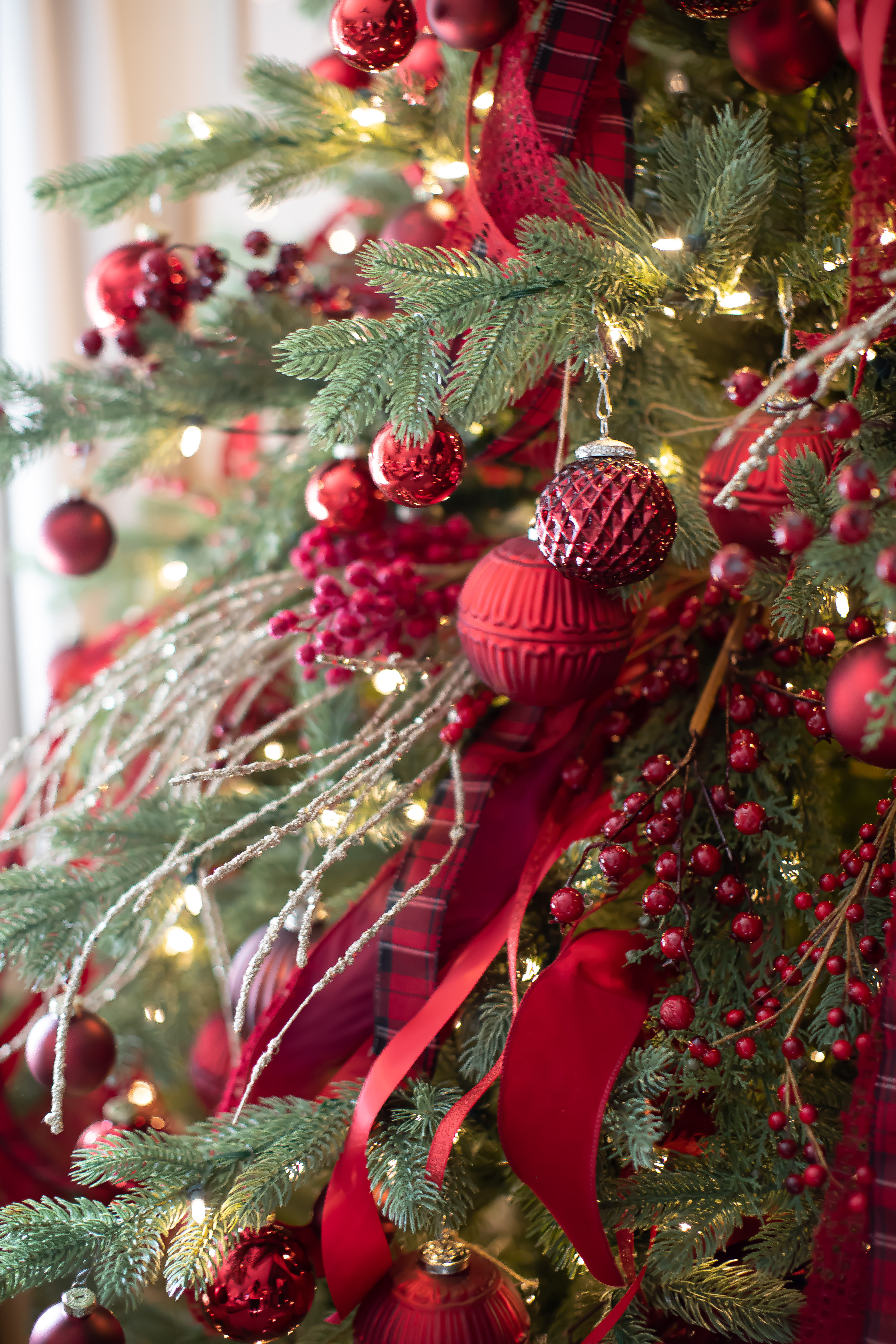 Christmas tree close up! 
Check out the details from our red Christmas tree from a few years ago! 
Linking similar items so you can recreate this look! 



#LTKHome #LTKFindsUnder50 #LTKSeasonal