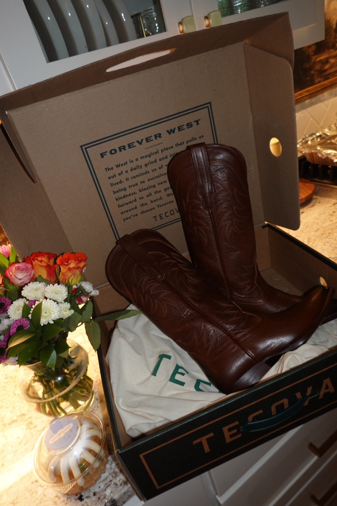 New boot goofin 🥳

#LTKWorkwear #LTKvlog #LTKootd