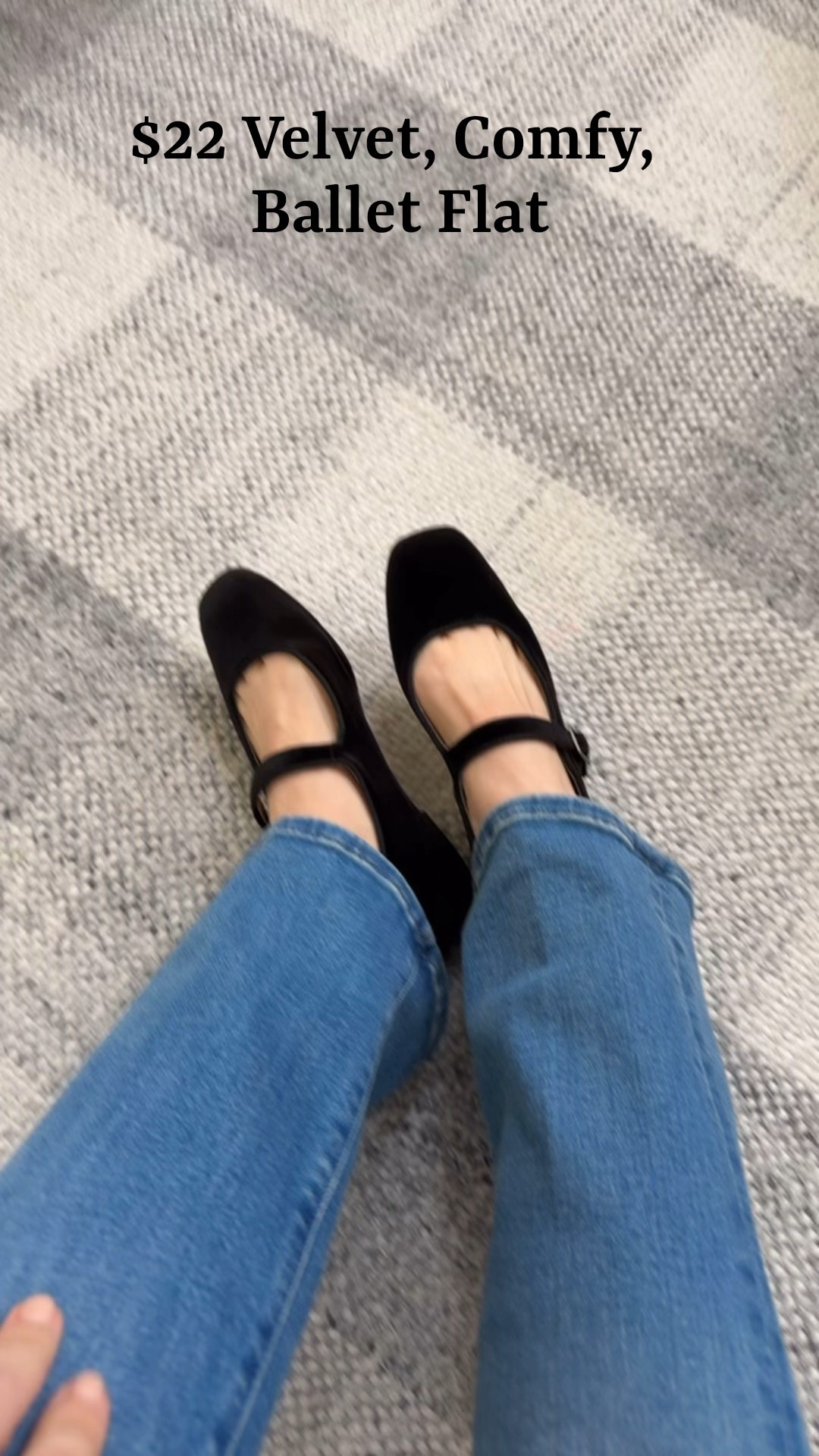 These velvet square to ballet flats are flexible ship fast and cute