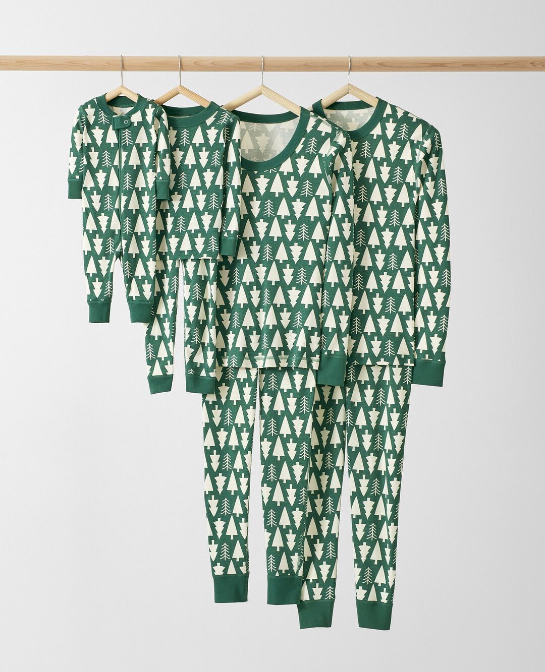 Winter Green Matching Family Pajamas | Hanna Andersson