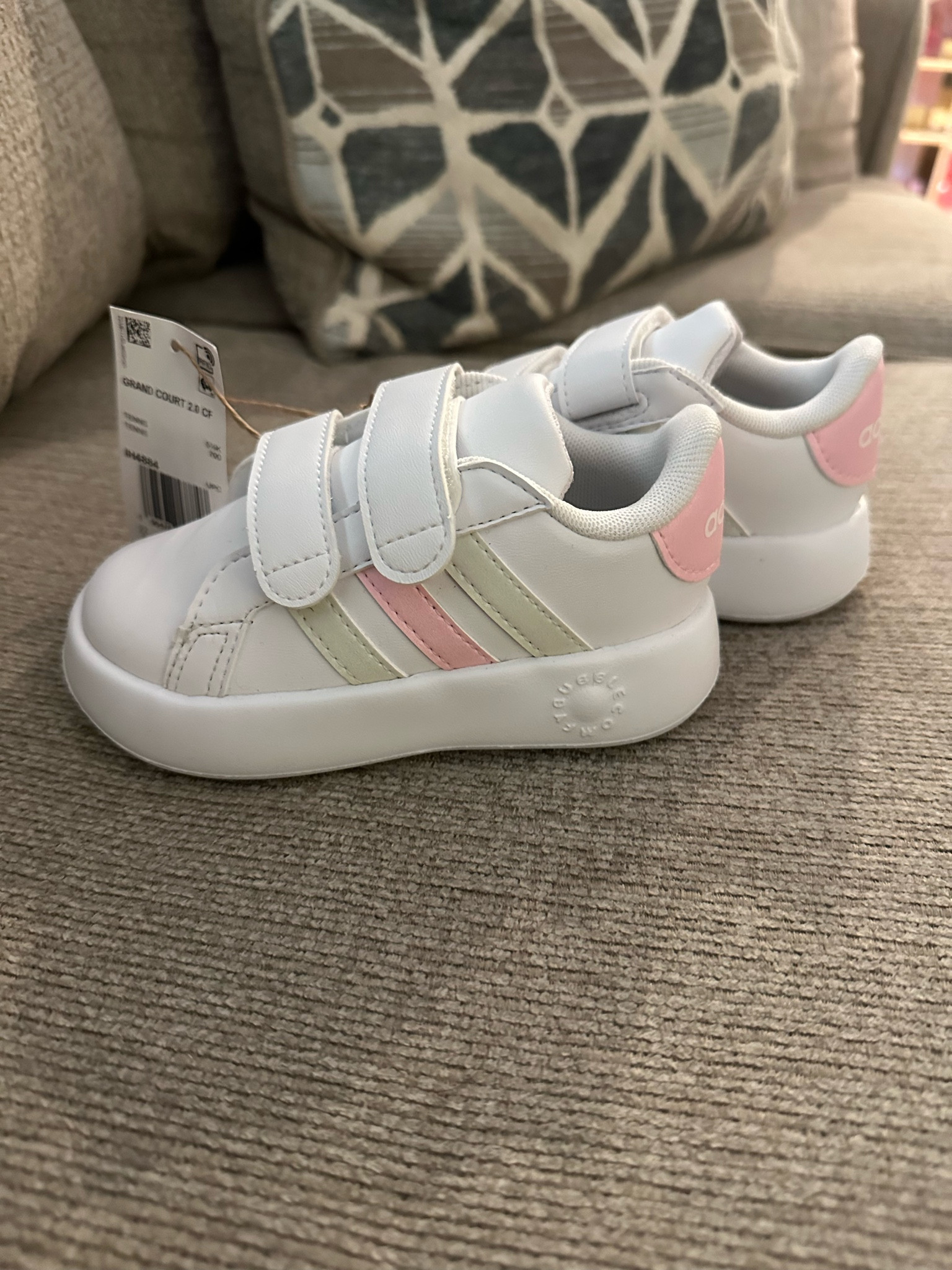Toddler Adidas tennis shoes 

#LTKShoeCrush #LTKKids #LTKFindsUnder50