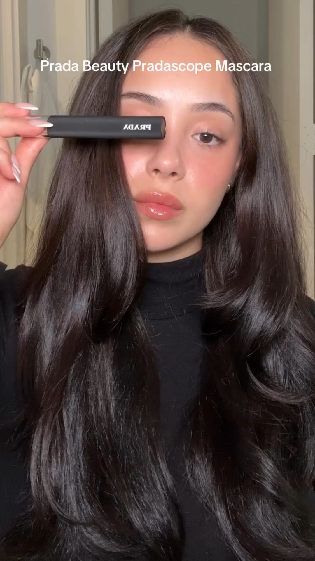 I’ve been so obsessed with my Pradascope mascara, it really lengthens and separates my lashes for a perfect voluminous finish 🖤 pradabeauty sephora  #pradabeauty #giftedbypradabeauty #pradascope #sephora