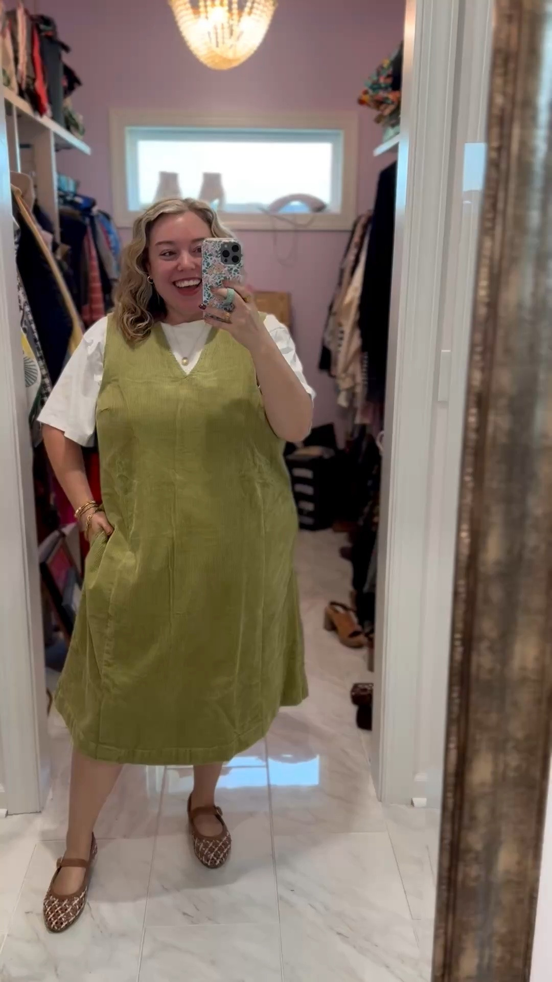 Ulla Popken has the cutest new fall styles out! Including this adorable little corduroy jumper dress. I love the color and the fit! I’m in the 20/22 and you can save 35% when you use code OLIVIAULLA. 💚

#LTKPlusSize #LTKSaleAlert #LTKootd