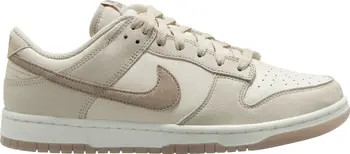 Dunk Low Retro Sneaker (Men) | Nordstrom