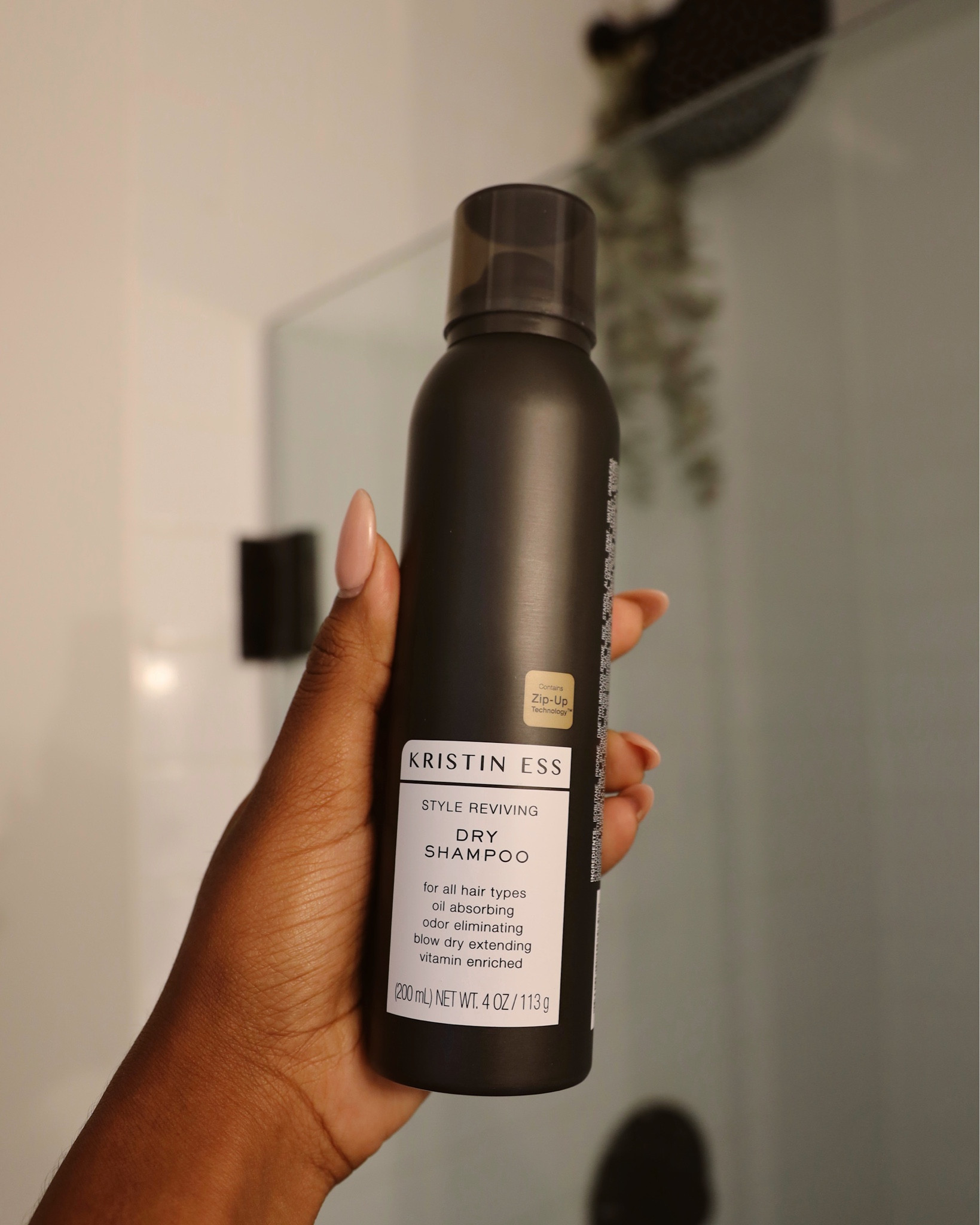 #ad When it comes to maintaining my curls I recently started using the Style Reviving Dry Shampoo from @kristin_ess 👏🏾 #KristinEssPartner I love to use it after workouts or on days my scalp is a little bit oily! It’s perfect to help lift flat roots to give your hair more volume on day 3 or 4. Shop now at @target ❤️ #Target #TargetPartner #TargetStyle #KristinEss