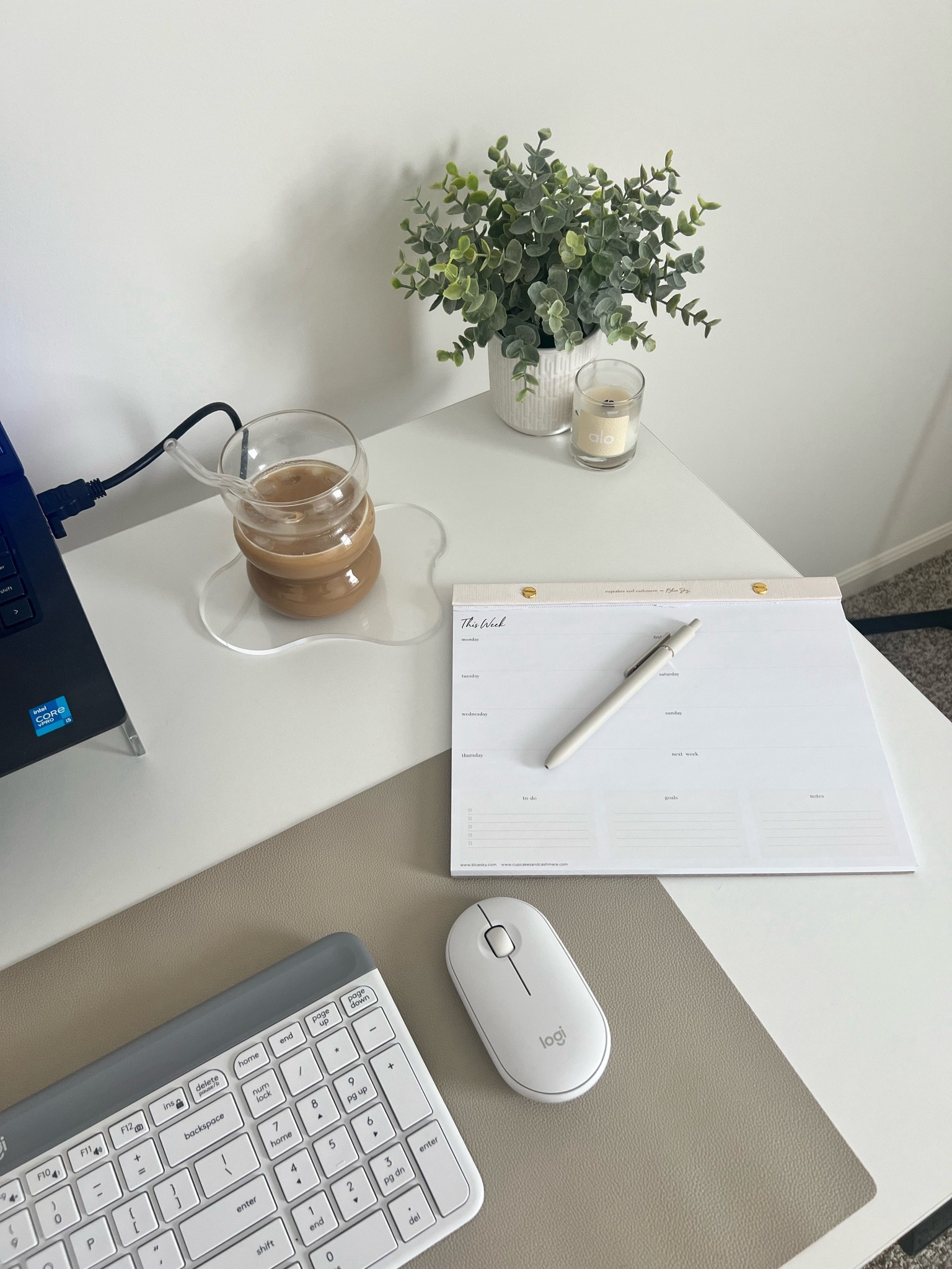 Desk Essentials 

#LTKfindsunder50 #LTKworkwear