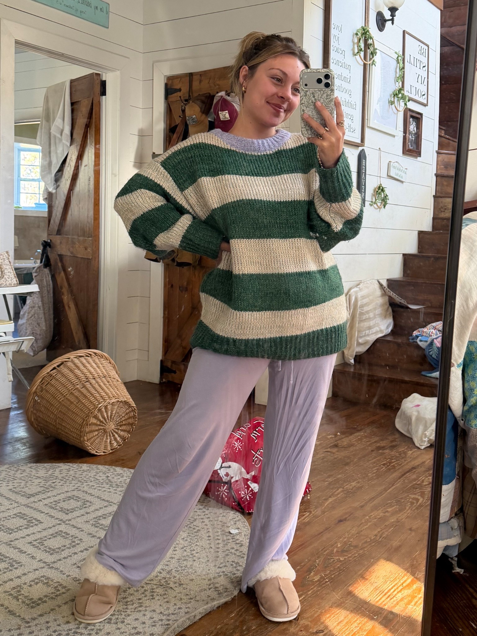 outfit & things from today’s vlog! 💚

#organization #falloutfits #cozyhomeoutfit #loungewear #smallclosethacks #organizationtools

#LTKFindsUnder50 #LTKHoliday #LTKSeasonal