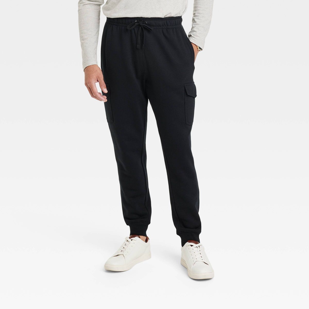 Men's Tapered Fleece Cargo Jogger Pants - Goodfellow & Co™ Black M | Target