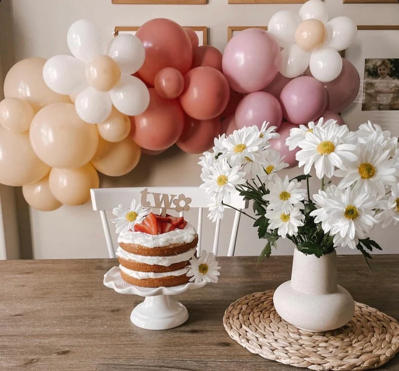 DIY Daisy Balloon Garland, Flower Arch Decor, Groovy Birthday Decor, Baby Shower Decor, Boho Brid... | Etsy (UK)