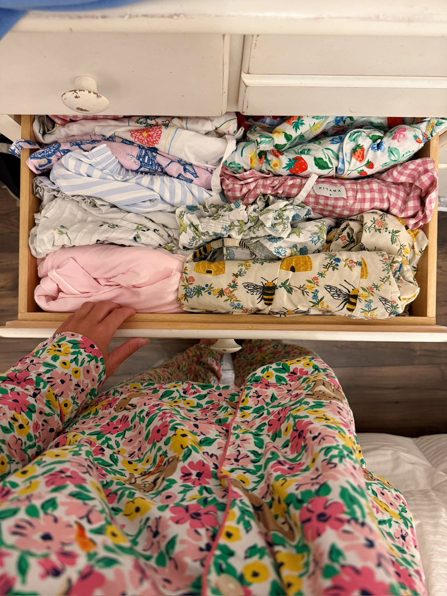 my fav pjs 🌙 #pajamas

#LTKootd